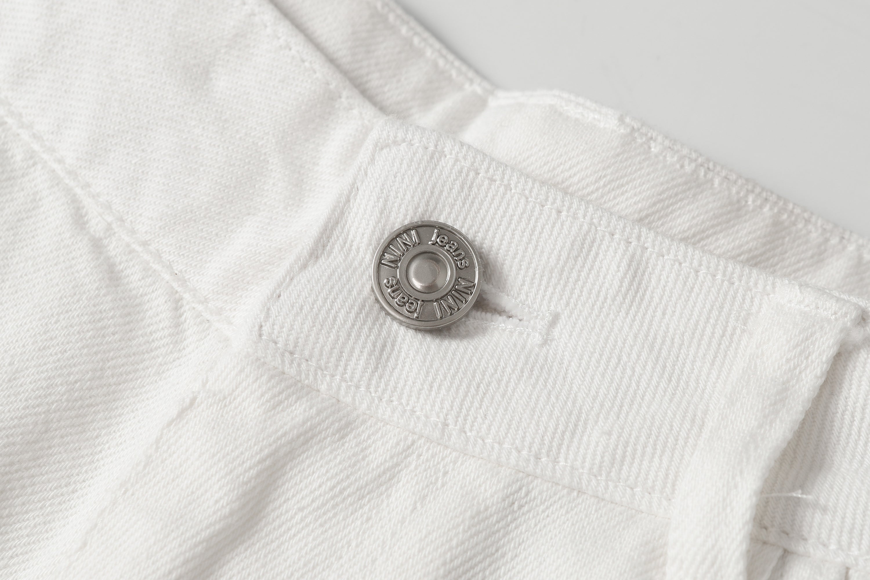 DONOTLOGO Urban Minimalist Collection | Unisex Relaxed Fit Denim Shorts | Clean White Silhouette & Leather Patch Detail with Breathable Cotton Fabric