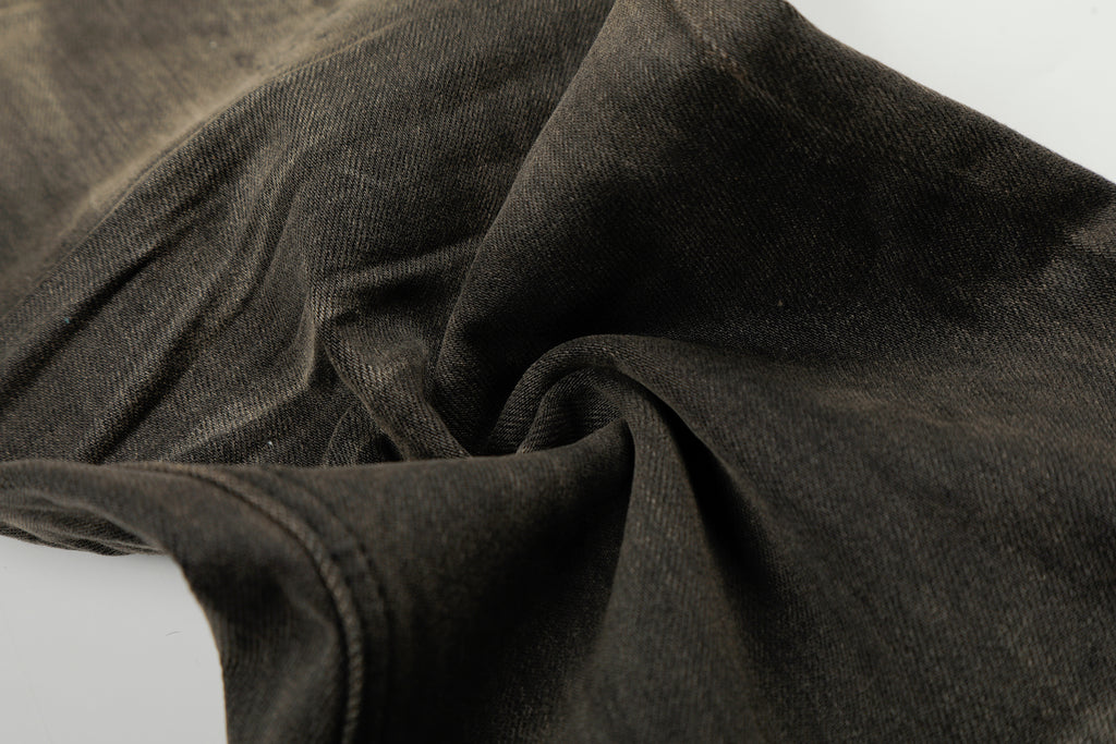 DONOTLOGO Urban Heritage Collection | Unisex Oversized Oil-Washed Denim | Retro Aesthetic High-Rise Wide-Leg Bottoms with Authentic 3D Pleat Detail 设计亮点：