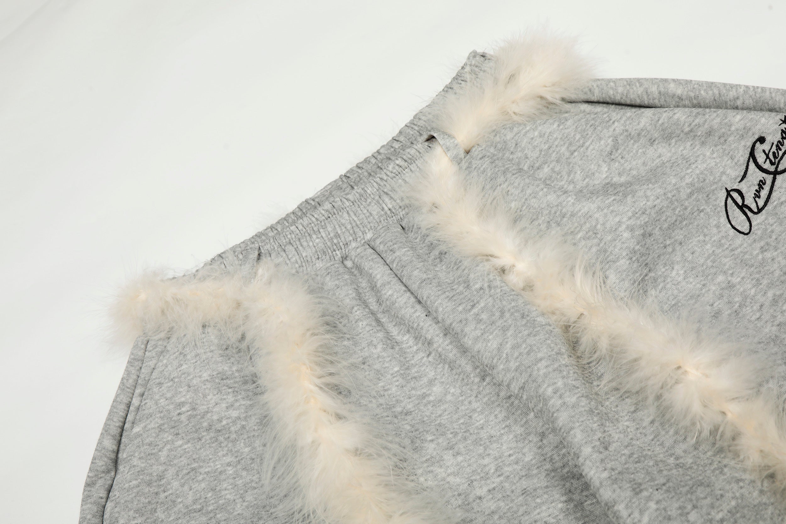 DONOTLOGO Urban Streetwear Collection | Unisex Relaxed Silhouette Sweatpants | Bold Faux Fur Motif & Soft Cotton Knit Fabric