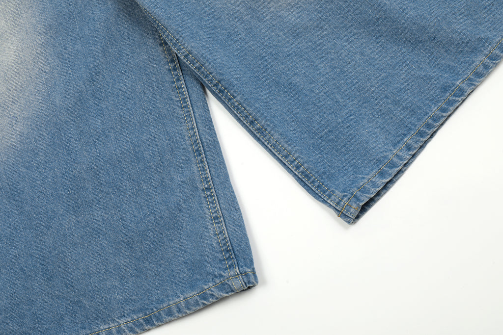 DONOTLOGO Vintage Washed Wide-Leg Denim Shorts | Unisex Baggy Capris | Retro American Style 7/8 Length Jeans