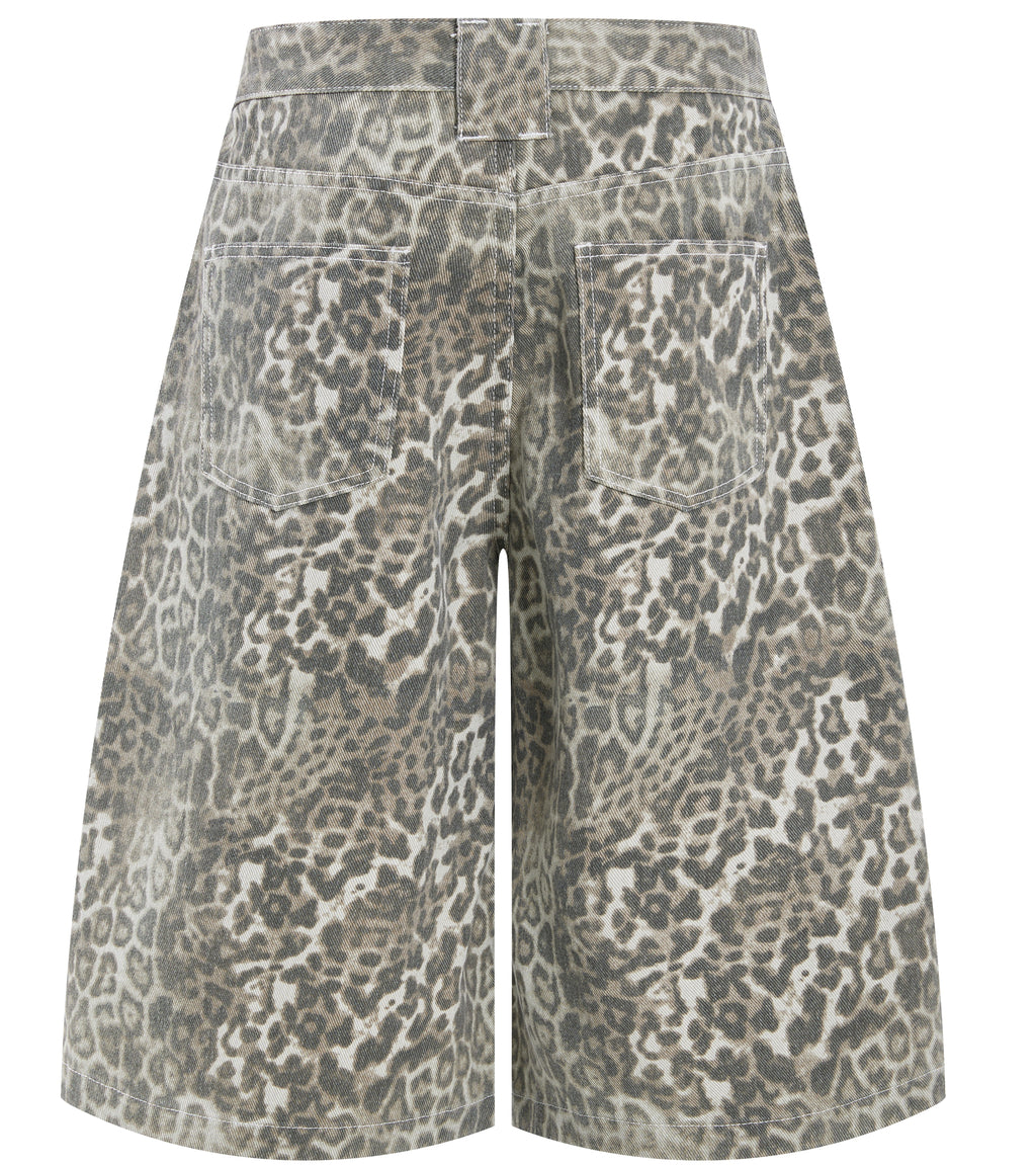 DONOTLOGO Retro Leopard Baggy Denim Shorts | Unisex Y2K Wide Leg Trousers with Bold Animal Print | High Street Relaxed Fit Bottoms