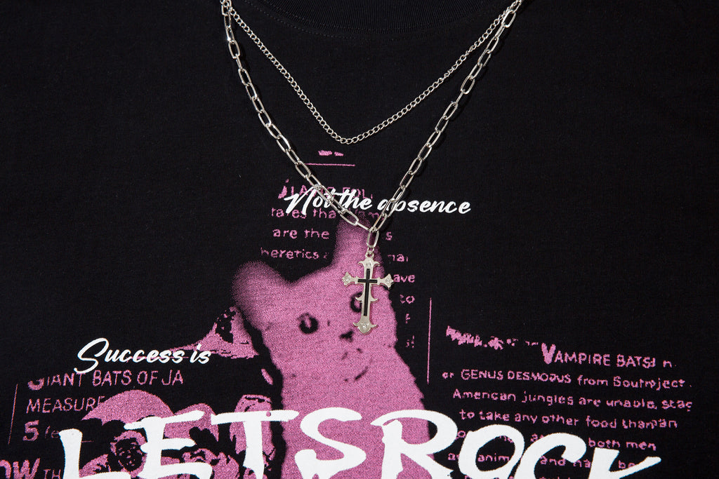 DONOTLOGO Bold Cat Print & Chain Accent Tee | Unisex Y2K Oversized Distressed Top | Retro High Street Summer Shirt