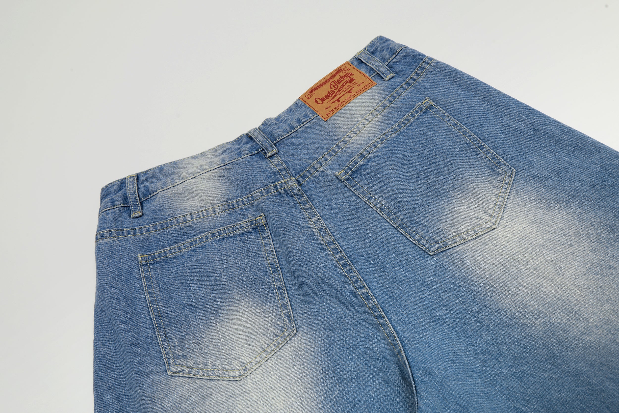 DONOTLOGO Vintage Washed Wide-Leg Denim Shorts | Unisex Baggy Capris | Retro American Style 7/8 Length Jeans