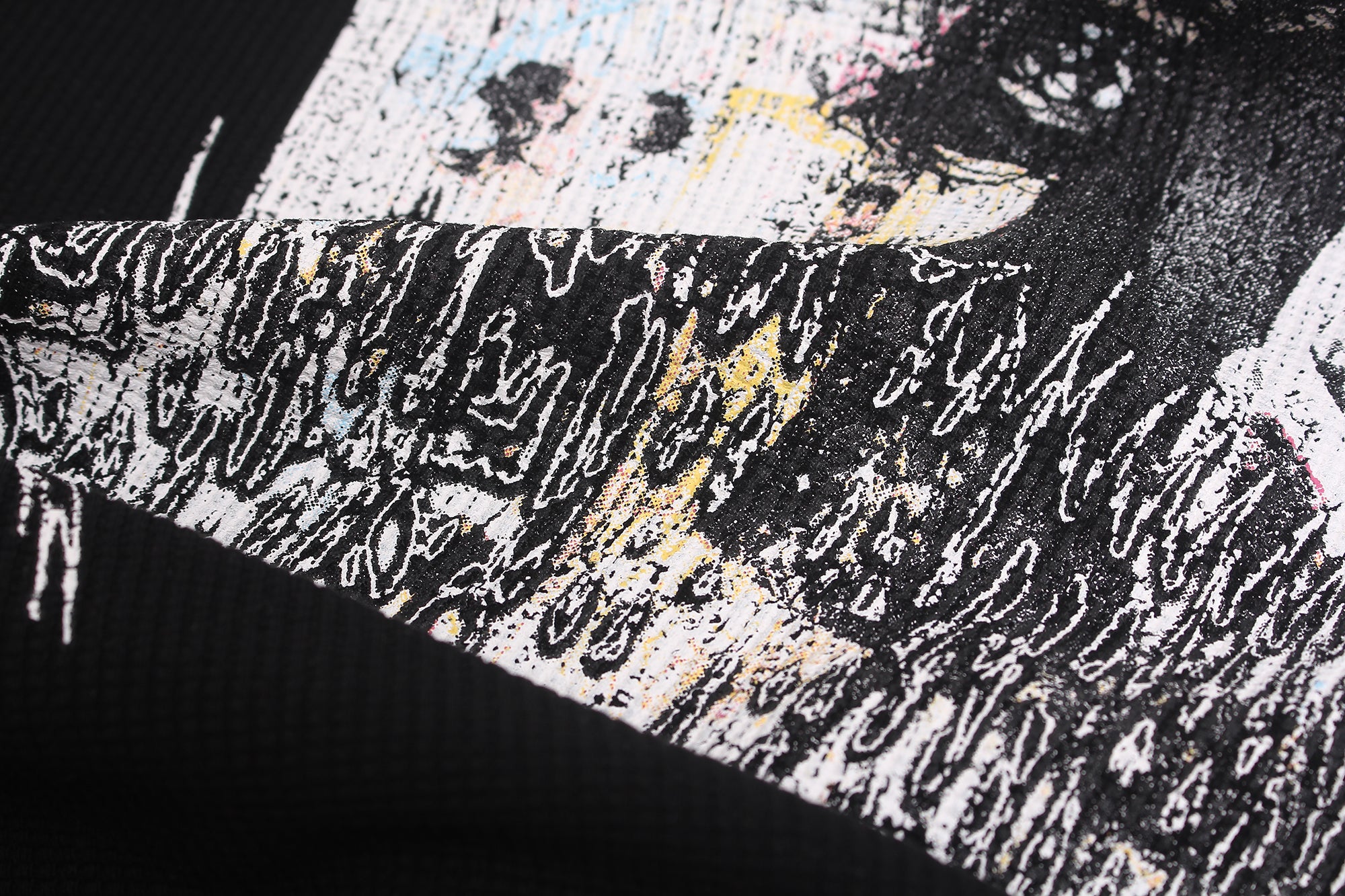 DONOTLOGO Urban Streetwear Collection | Unisex Relaxed Silhouette Tee | Bold Graffiti Motif & Soft Waffle Knit Fabric
