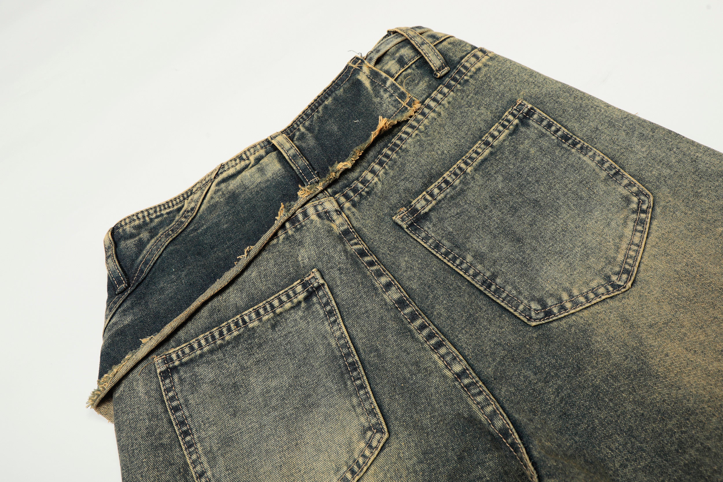 DONOTLOGO Unisex Vintage Washed Wide-Leg Jeans | Mud-Dyed Look, Distressed Detail | High-Waist Loose Fit Streetwear