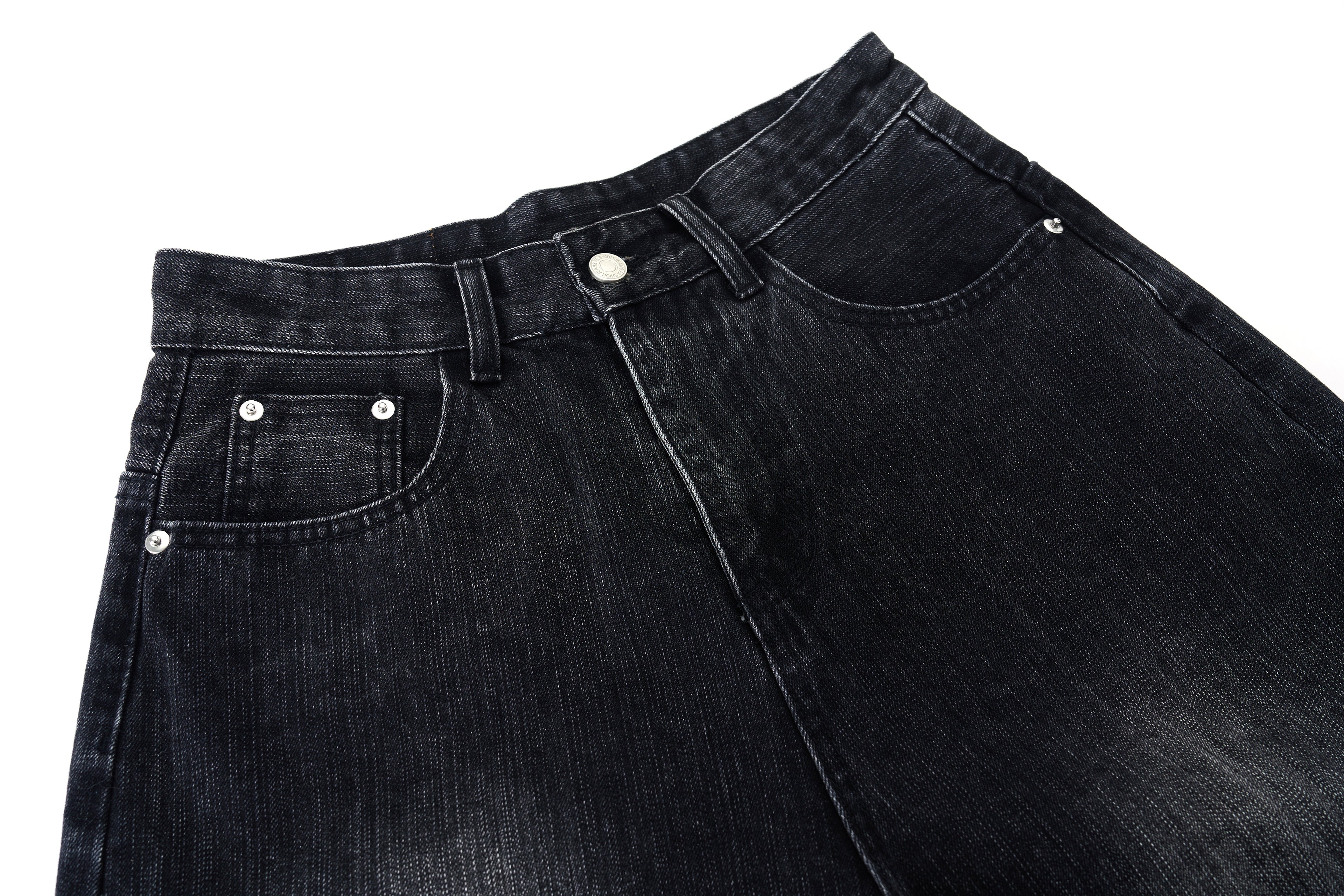 DONOTLOGO Oversized Black Denim Shorts - Unisex Baggy Jorts with Distressed Wash - Edgy Streetwear Bottom with Wide Leg Silhouette & Vintage Feel