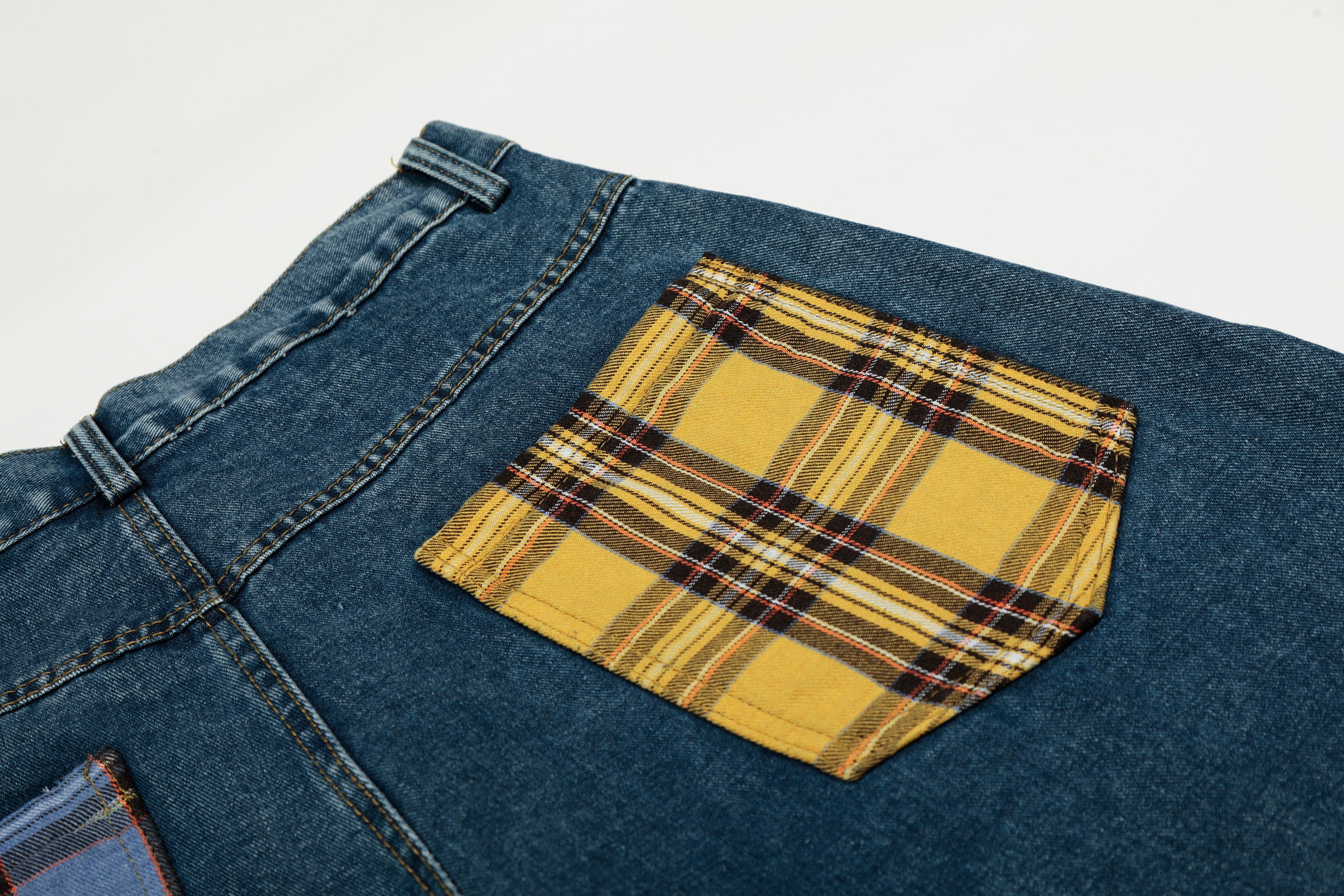 DONOTLOGO ：Urban Streetwear Collection | Unisex Relaxed Silhouette Jeans | Bold Plaid & Number Motif & Soft Denim Fabric