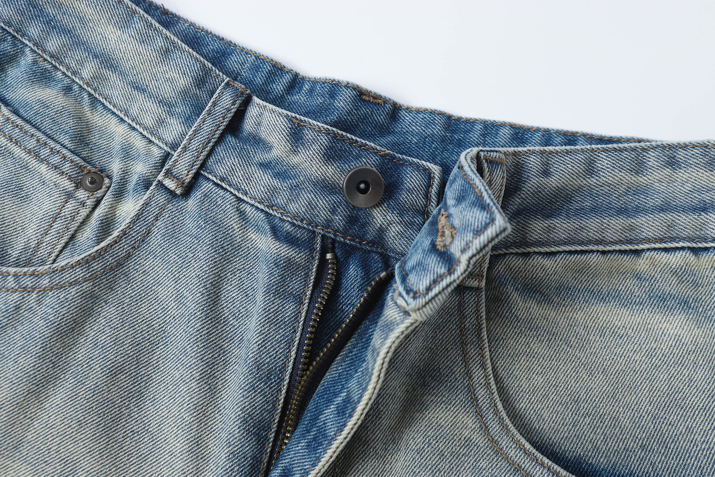 DONOTLOGO Retro Blue Baggy Denim Shorts | Unisex Y2K Wide Leg Trousers with Natural Whiskering & Fade | High Street Relaxed Fit Bottoms