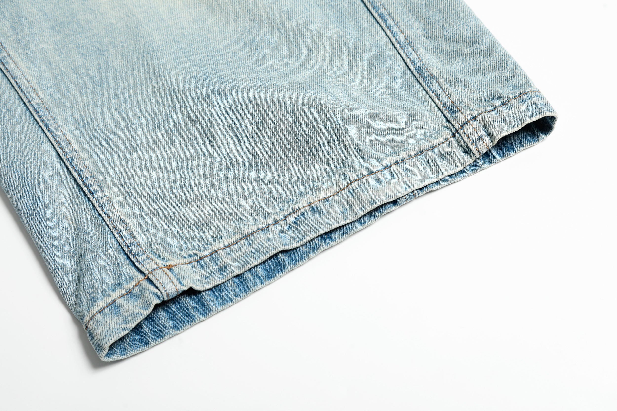 DONOTLOGO Urban Heritage Collection | Unisex Oversized Cropped Denim | Retro Aesthetic High-Rise Wide-Leg Bottoms with Authentic Fade Detail