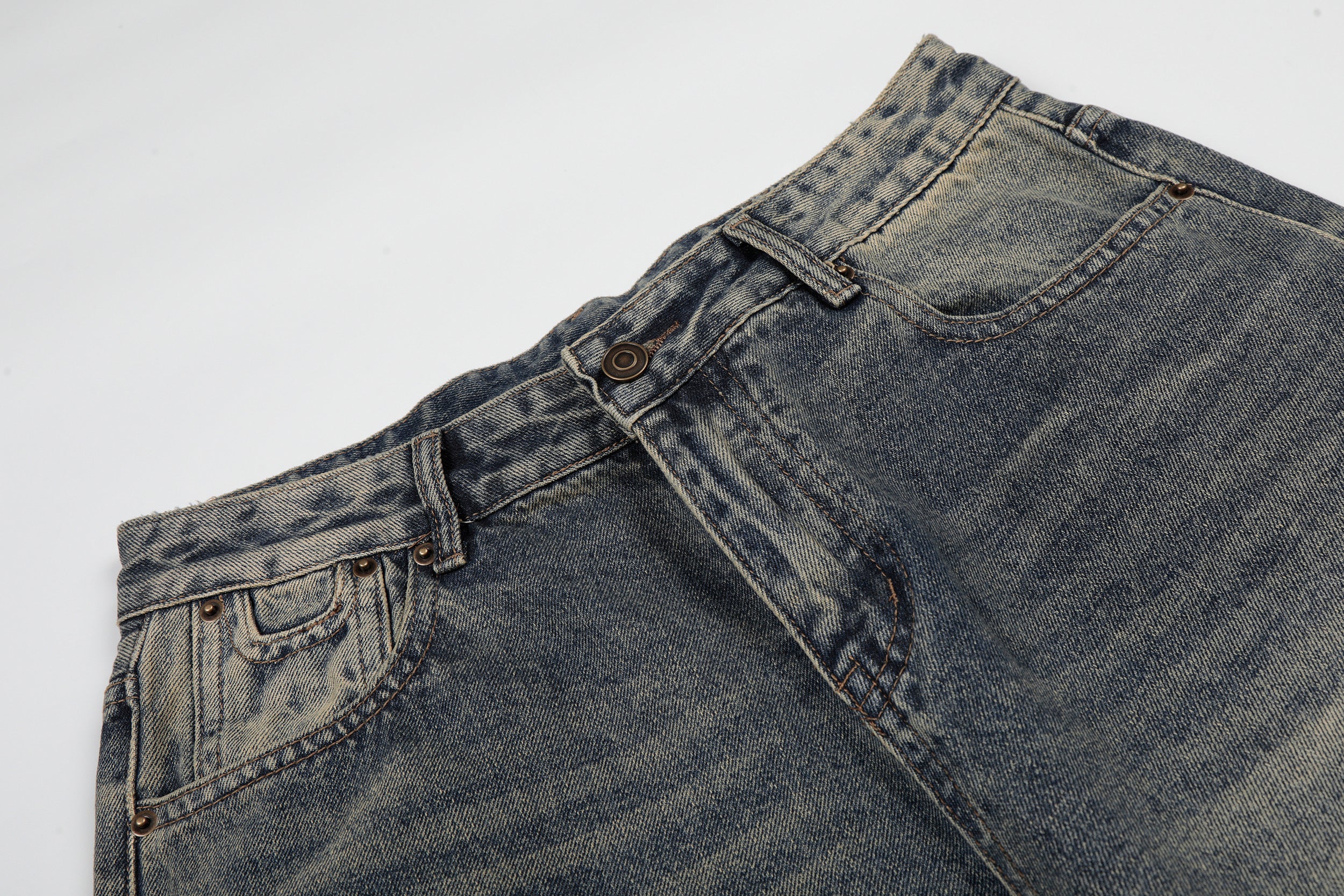 DONOTLOGO Vintage Denim Revival Collection | Unisex Relaxed Fit Washed Cropped Pants | Bold Contrast Stitching & Belt Loop Detail with Vintage Wash Finish