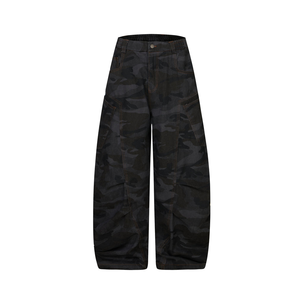 DONOTLOGO Urban Streetwear Collection | Unisex Relaxed Silhouette Camo Pants | Bold Multi-Pocket & Curved Cut & Soft Cotton Blend Fabric