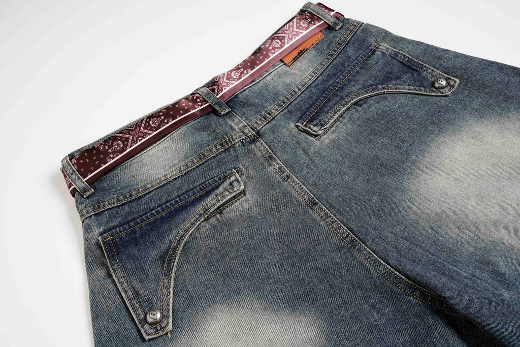 DONOTLOGO "Arc Seam" Distressed Denim - American High Street Baggy Jeans with Contrast Wash & Bandana Belt - Oversized Wide Leg Trousers