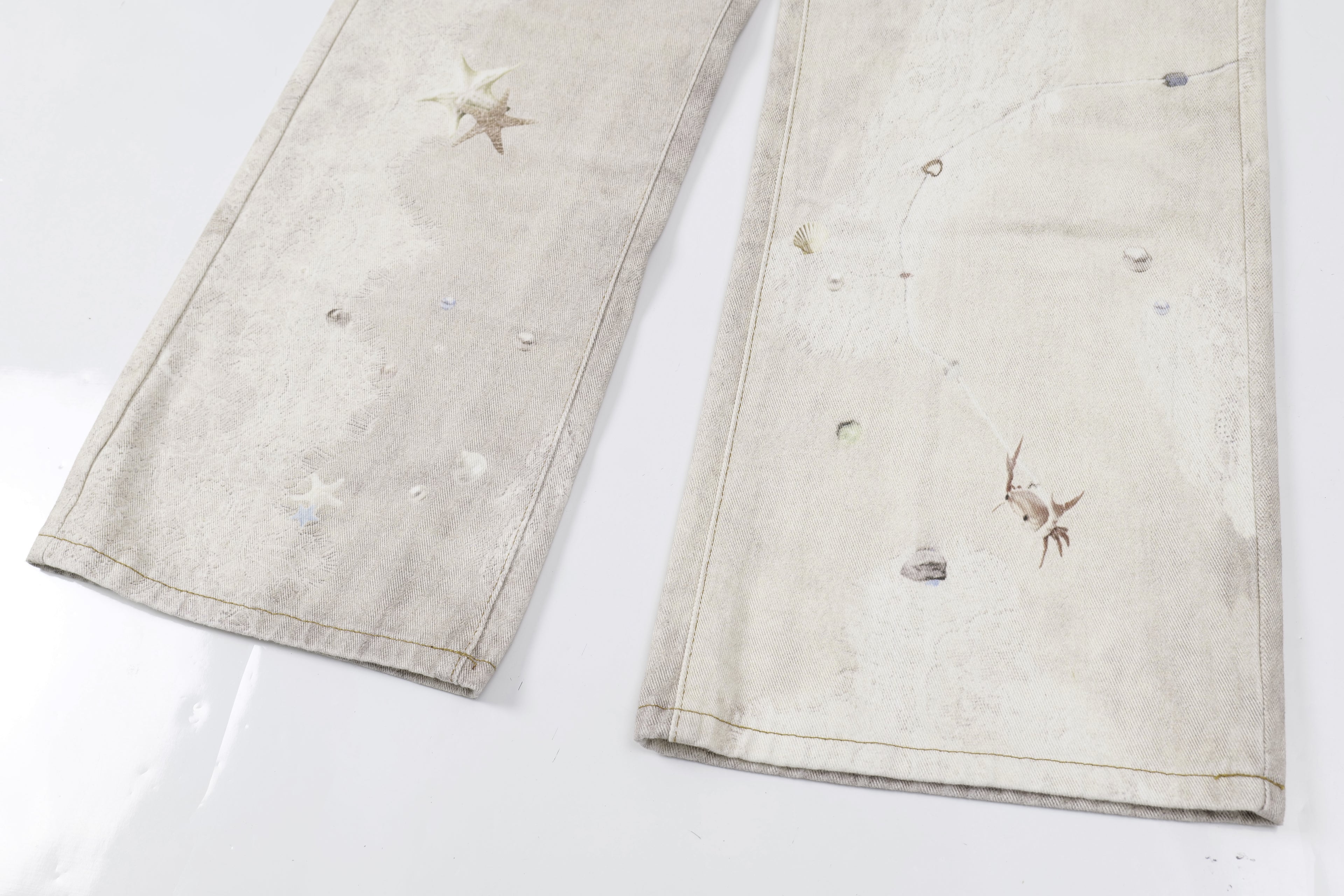 DONOTLOGO Unisex Off-White Distressed Wide-Leg Pants | Paint Splatter, Loose Fit | Summer Streetwear Must-Have