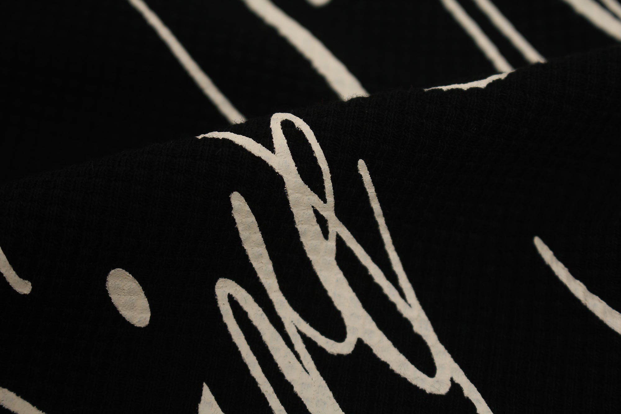 DONOTLOGO Urban Streetwear Collection | Unisex Relaxed Silhouette Tee | Bold Script Motif & Soft Waffle Knit Fabric