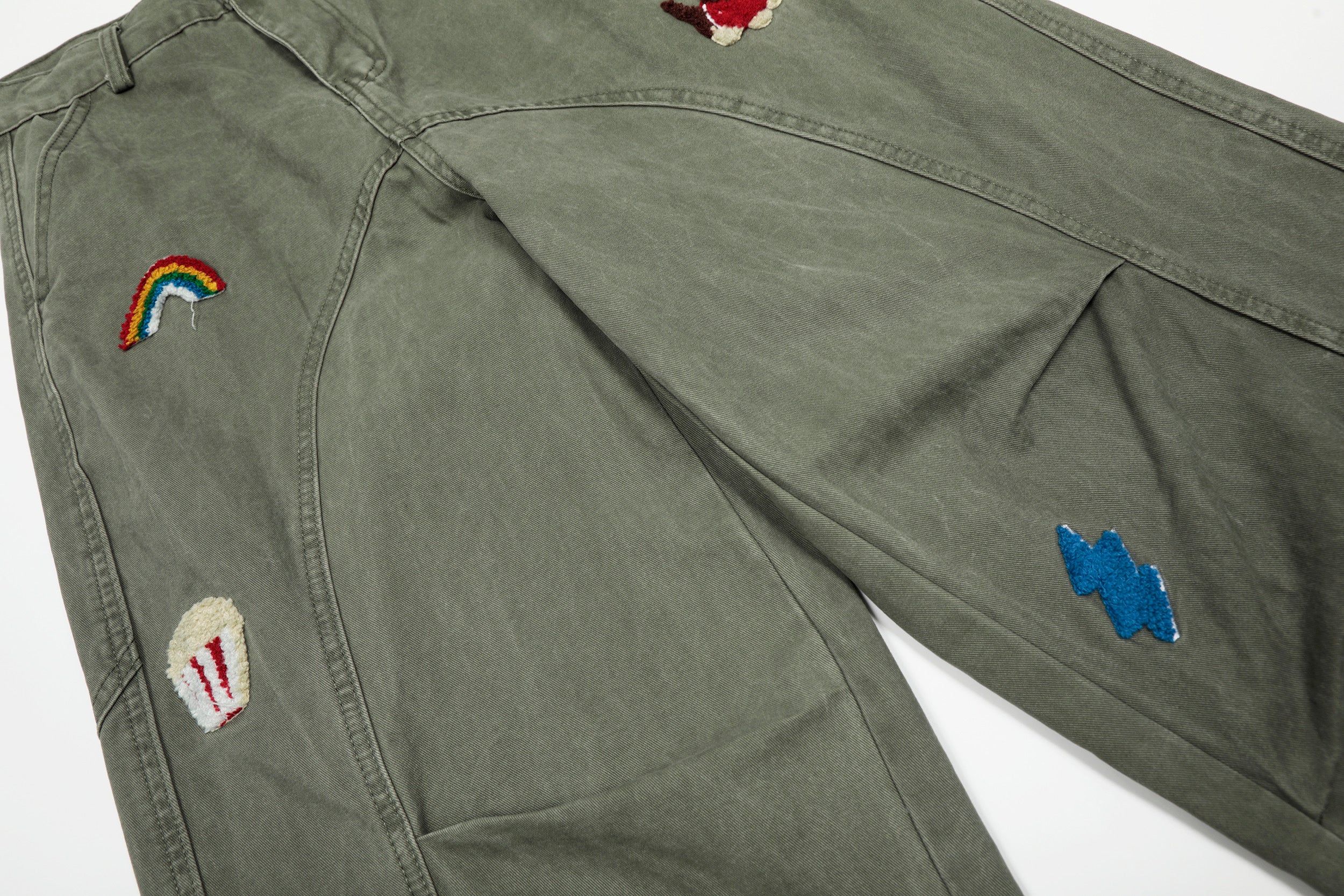 DONOTLOGO Urban Streetwear Collection | Unisex Relaxed Silhouette Cargo Pants | Bold Rainbow & Puppy Motif & Soft Denim Fabric