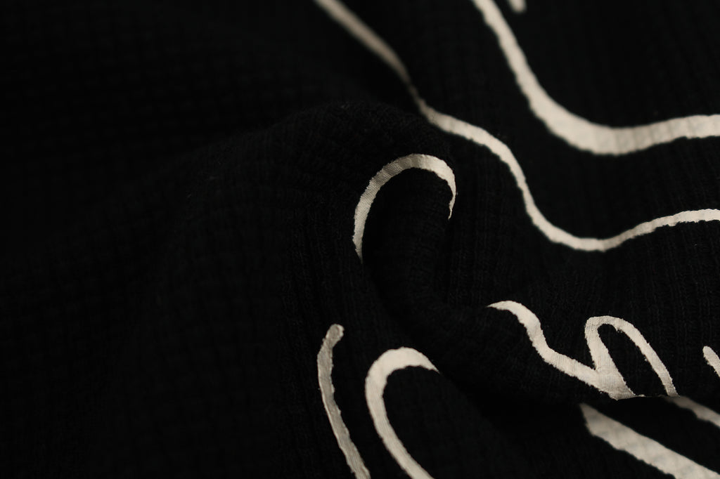 DONOTLOGO Urban Streetwear Collection | Unisex Relaxed Silhouette Tee | Bold Script Motif & Soft Waffle Knit Fabric