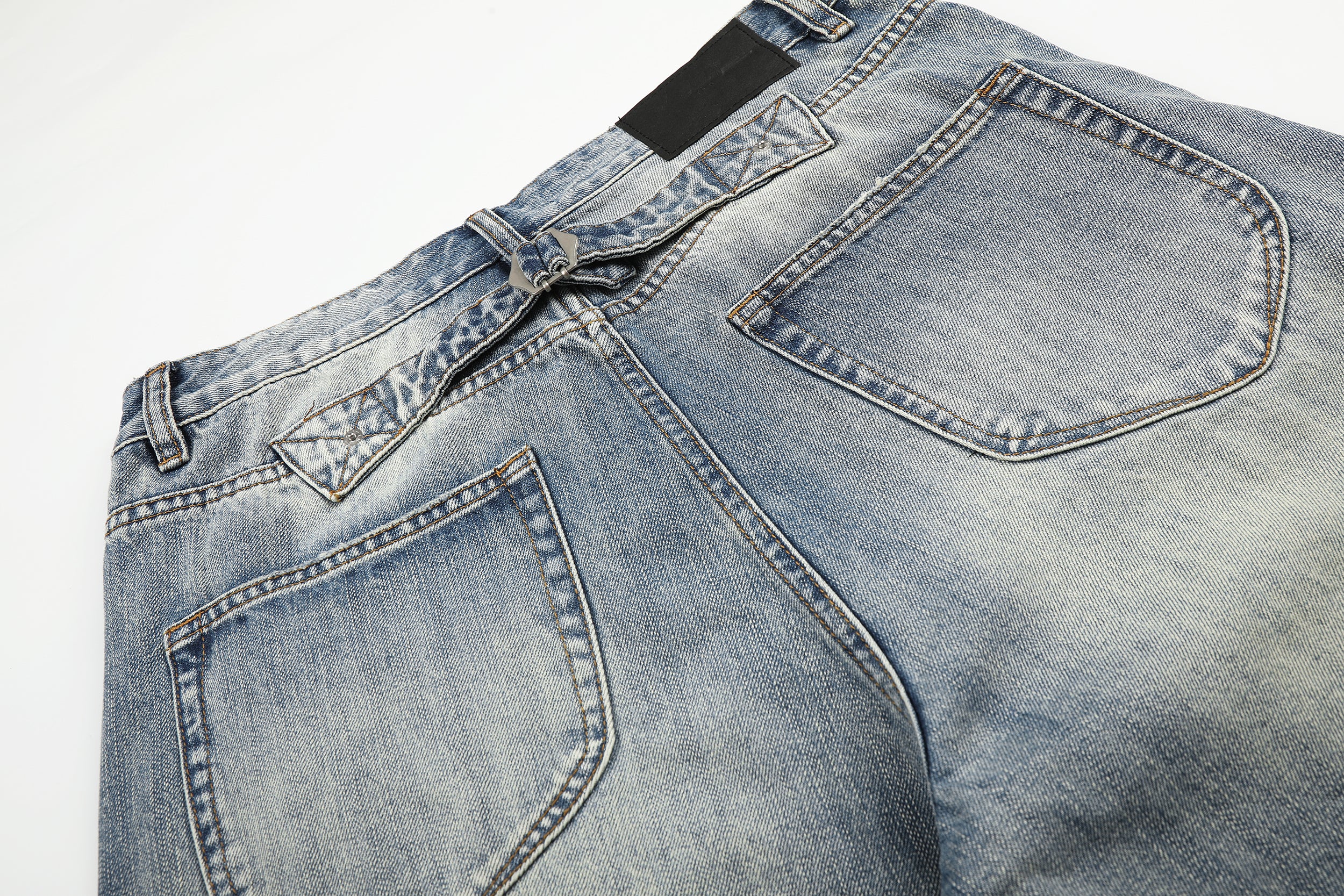DONOTLOGO Urban Heritage Collection | Unisex Oversized Cropped Denim | Retro Aesthetic High-Rise Wide-Leg Bottoms with Authentic Fade Detail