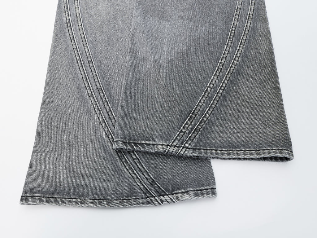 DONOTLOGO Oversized Grey Wash Denim Jeans - Unisex Baggy Trousers with Asymmetrical Seam Design - Edgy Streetwear Bottom with Wide Leg Silhouette & Raw Hem