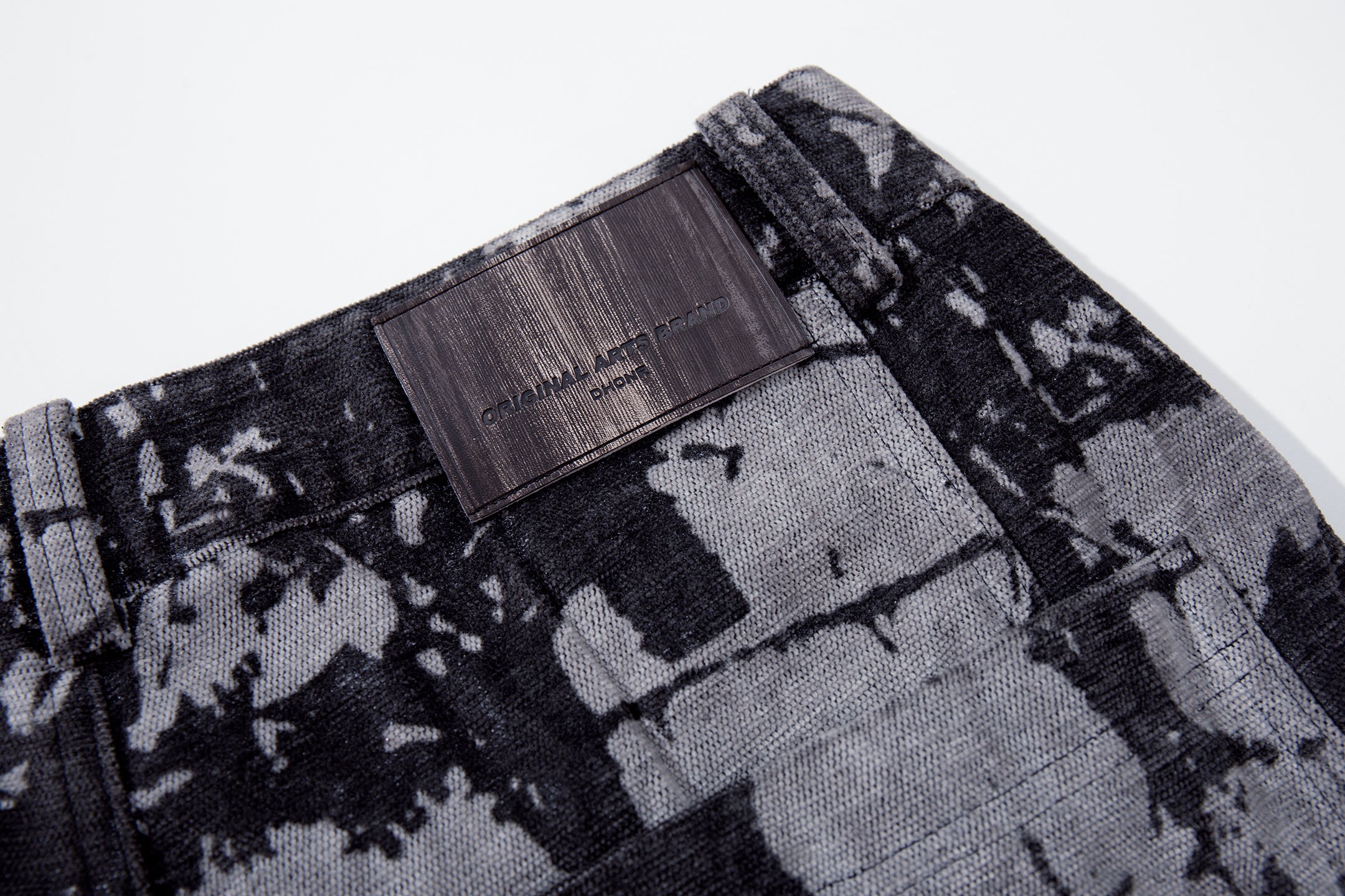 Unisex Edgy Streetwear Tie-Dye Designed Denim Jeans