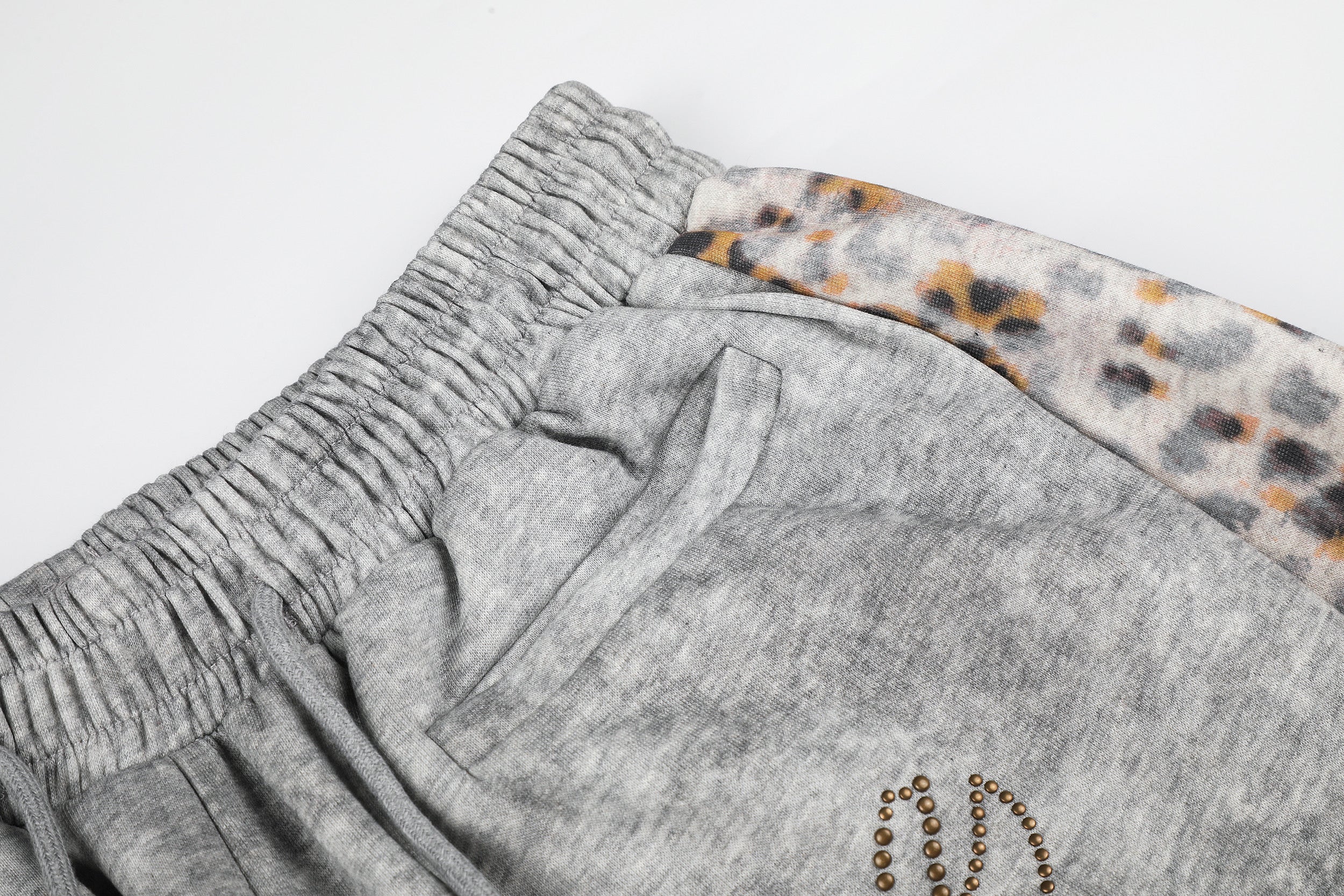 DONOTLOGO Urban Streetwear Collection | Unisex Relaxed Fit Sweatpants | Bold Leopard Motif & Rhinestone Script with Soft Cotton Blend Fabric
