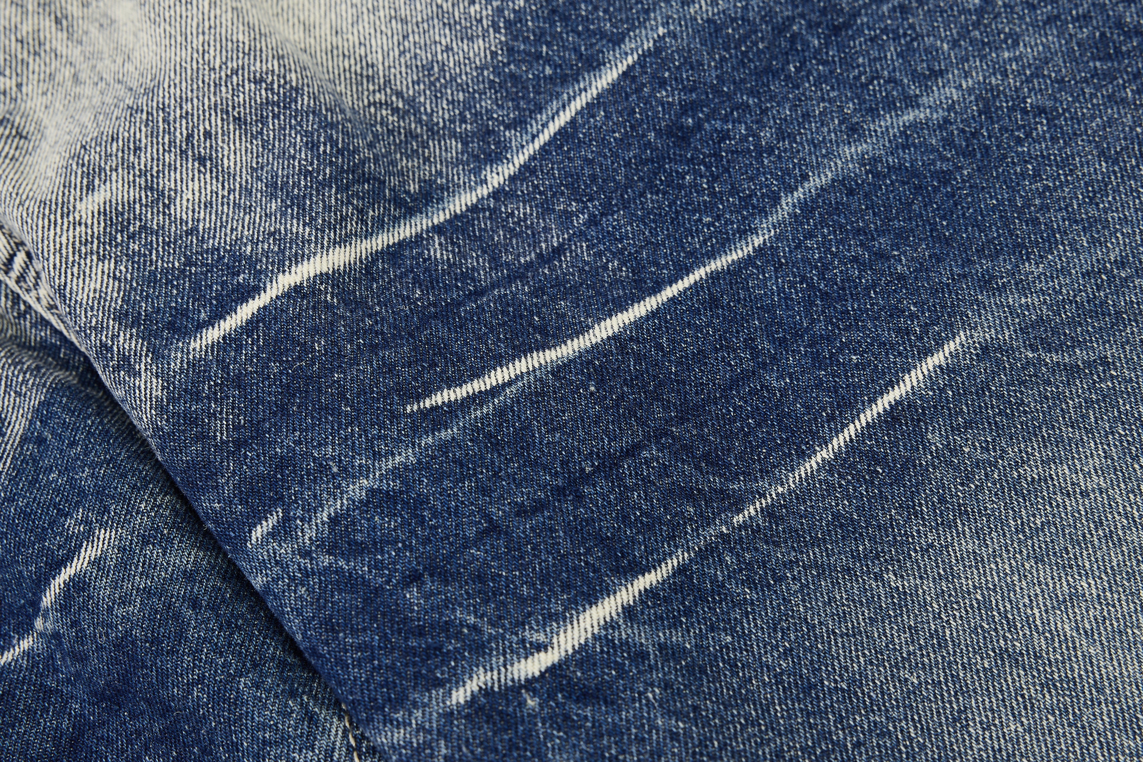 Unisex Eyelet Splashed Design Denim Jeans