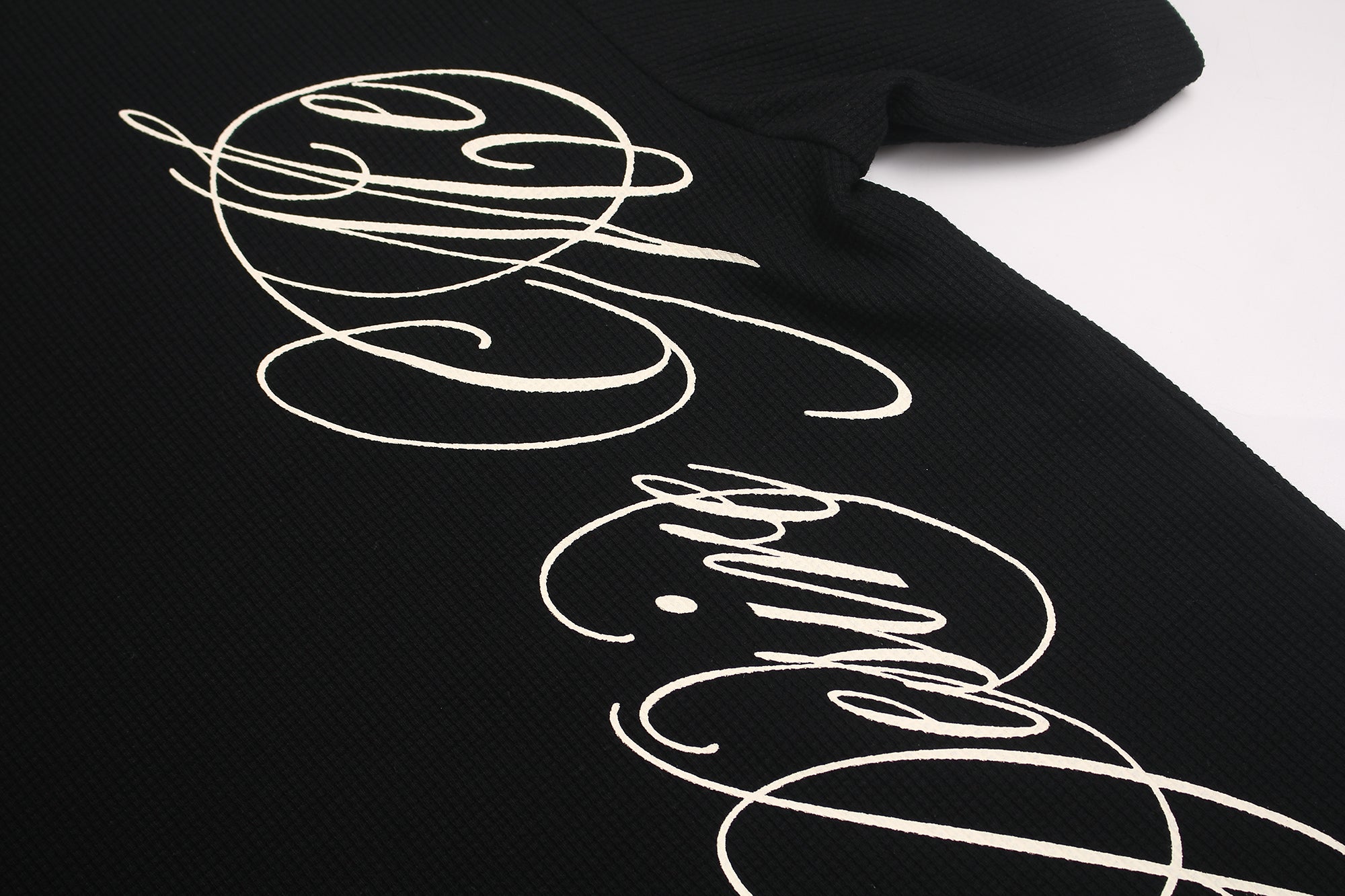 DONOTLOGO Urban Streetwear Collection | Unisex Relaxed Silhouette Tee | Bold Script Motif & Soft Waffle Knit Fabric