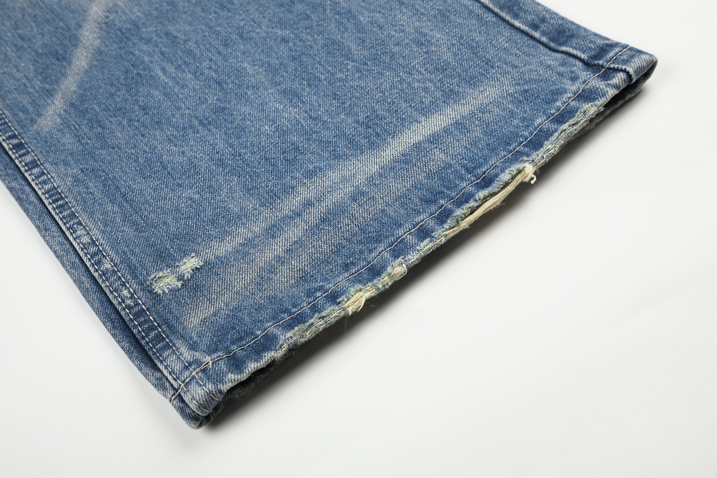 DONOTLOGO Urban Heritage Collection | Unisex Oversized Cat Whisker Denim | Retro Aesthetic High-Rise Wide-Leg Bottoms with Authentic Fade Detail
