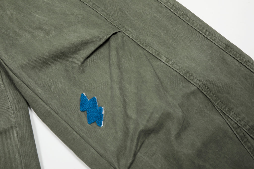 DONOTLOGO Urban Streetwear Collection | Unisex Relaxed Silhouette Cargo Pants | Bold Rainbow & Puppy Motif & Soft Denim Fabric