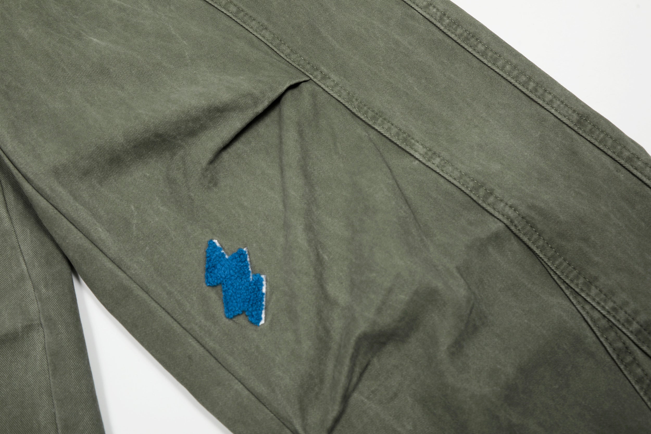 DONOTLOGO Urban Streetwear Collection | Unisex Relaxed Silhouette Cargo Pants | Bold Rainbow & Puppy Motif & Soft Denim Fabric
