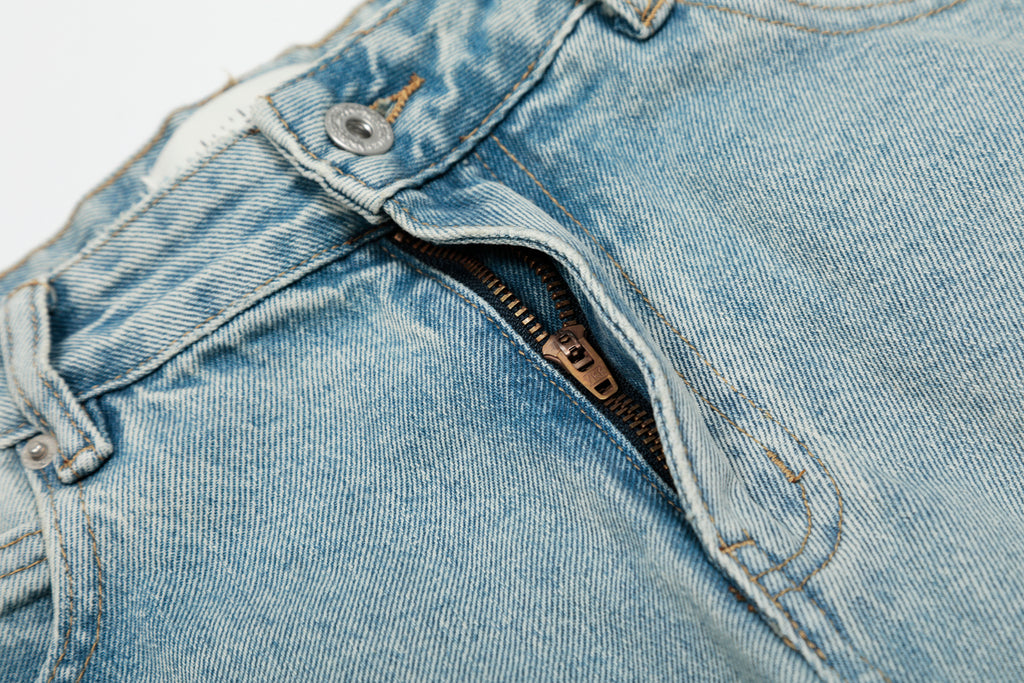 DONOTLOGO Urban Heritage Collection | Unisex Oversized Cropped Denim | Retro Aesthetic High-Rise Wide-Leg Bottoms with Authentic Fade Detail
