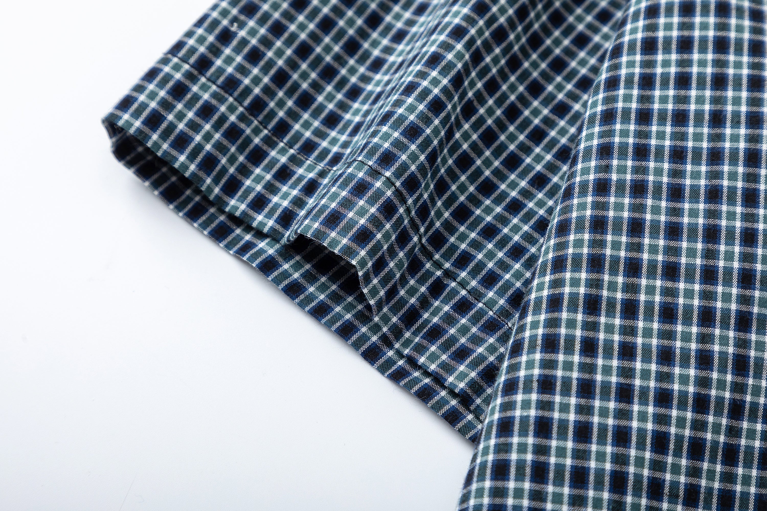 DONOTLOGO Unisex Plaid Shirt & Contrast Tie Set | Loose Fit, Vintage Preppy | Summer Essential