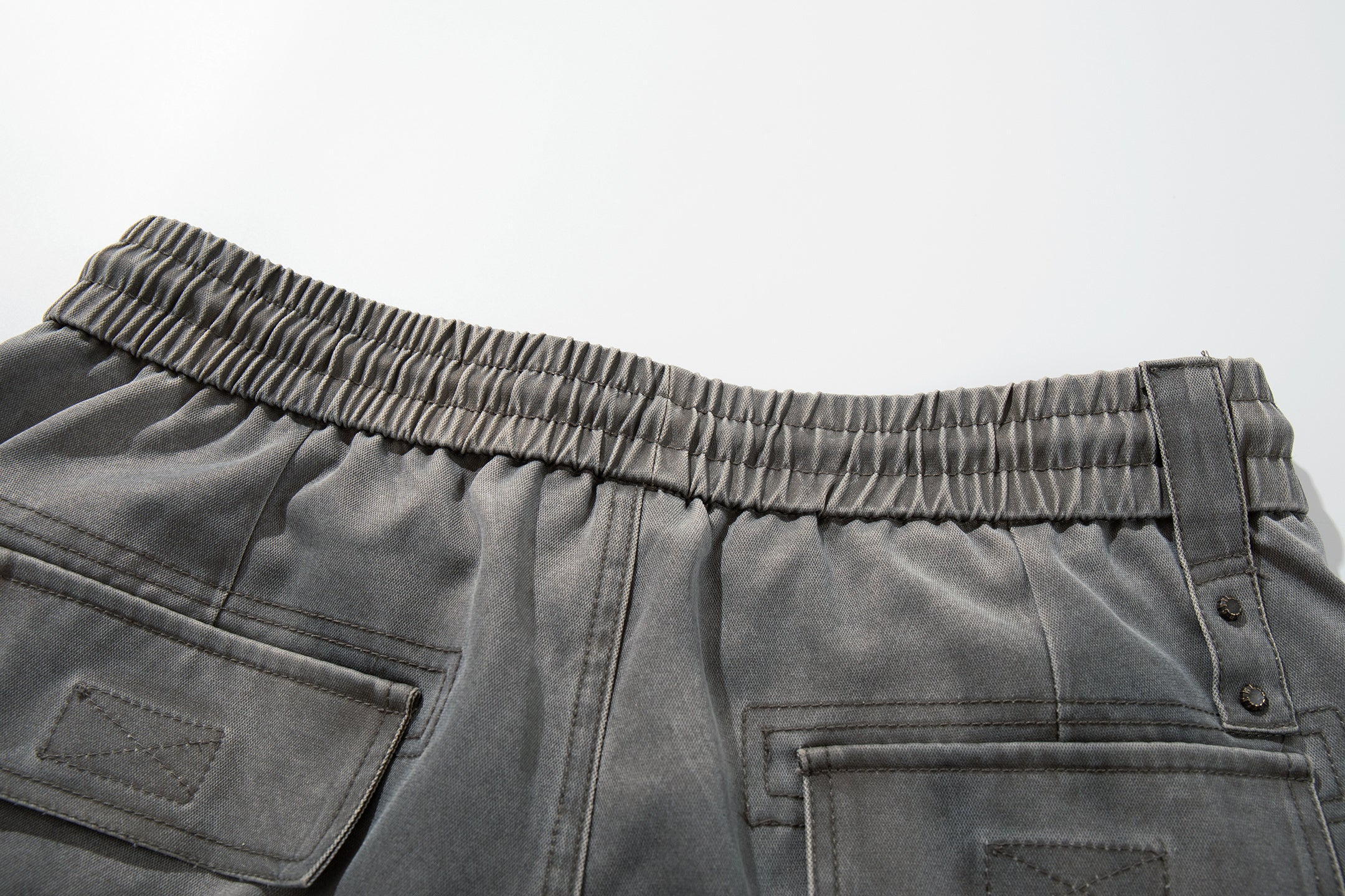 Unisex Vintage Distressed Wrinkled Edgy Denim Jeans