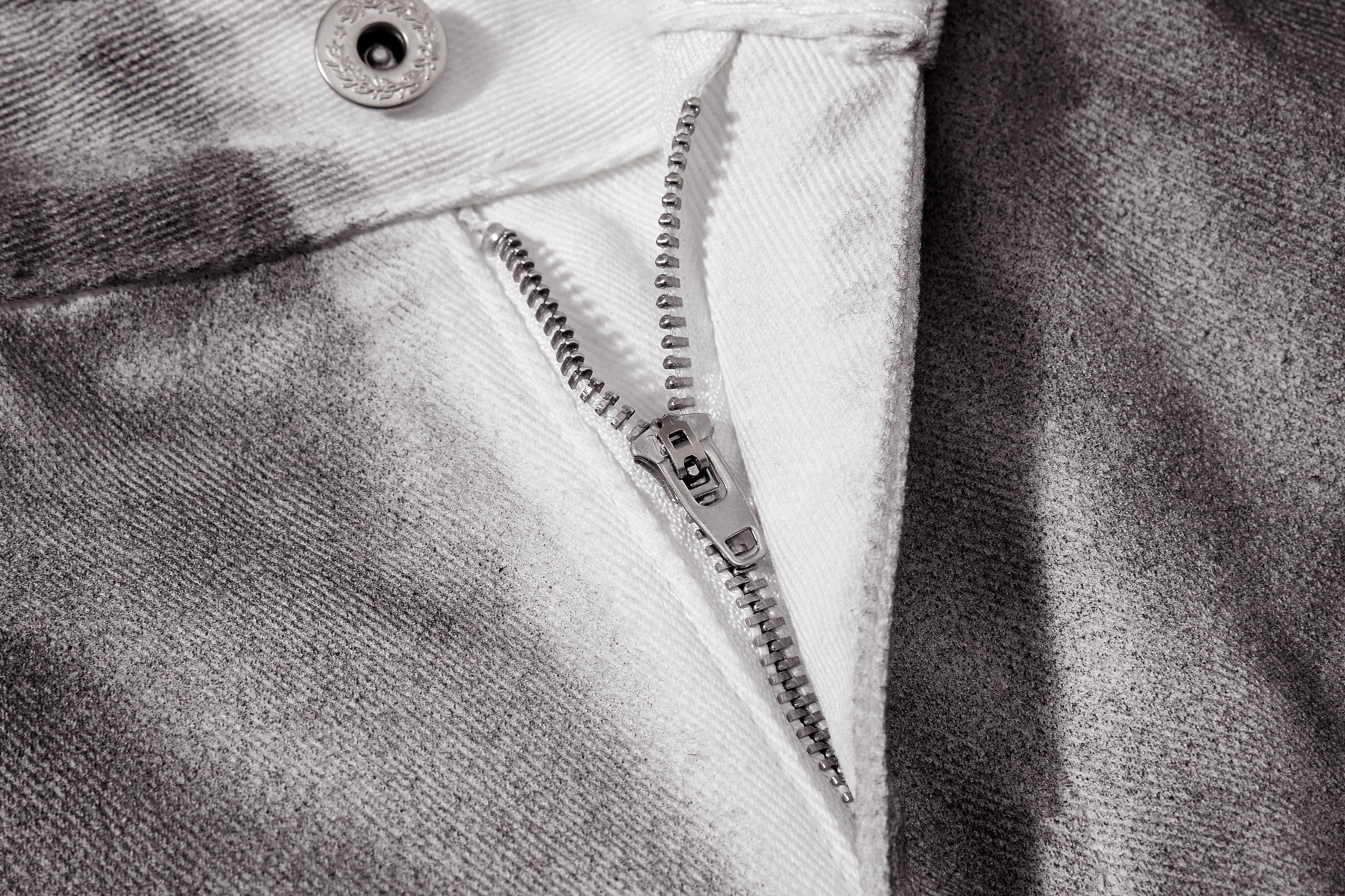 Unisex Vintage Washed Graffiti Paint Denim Jeans