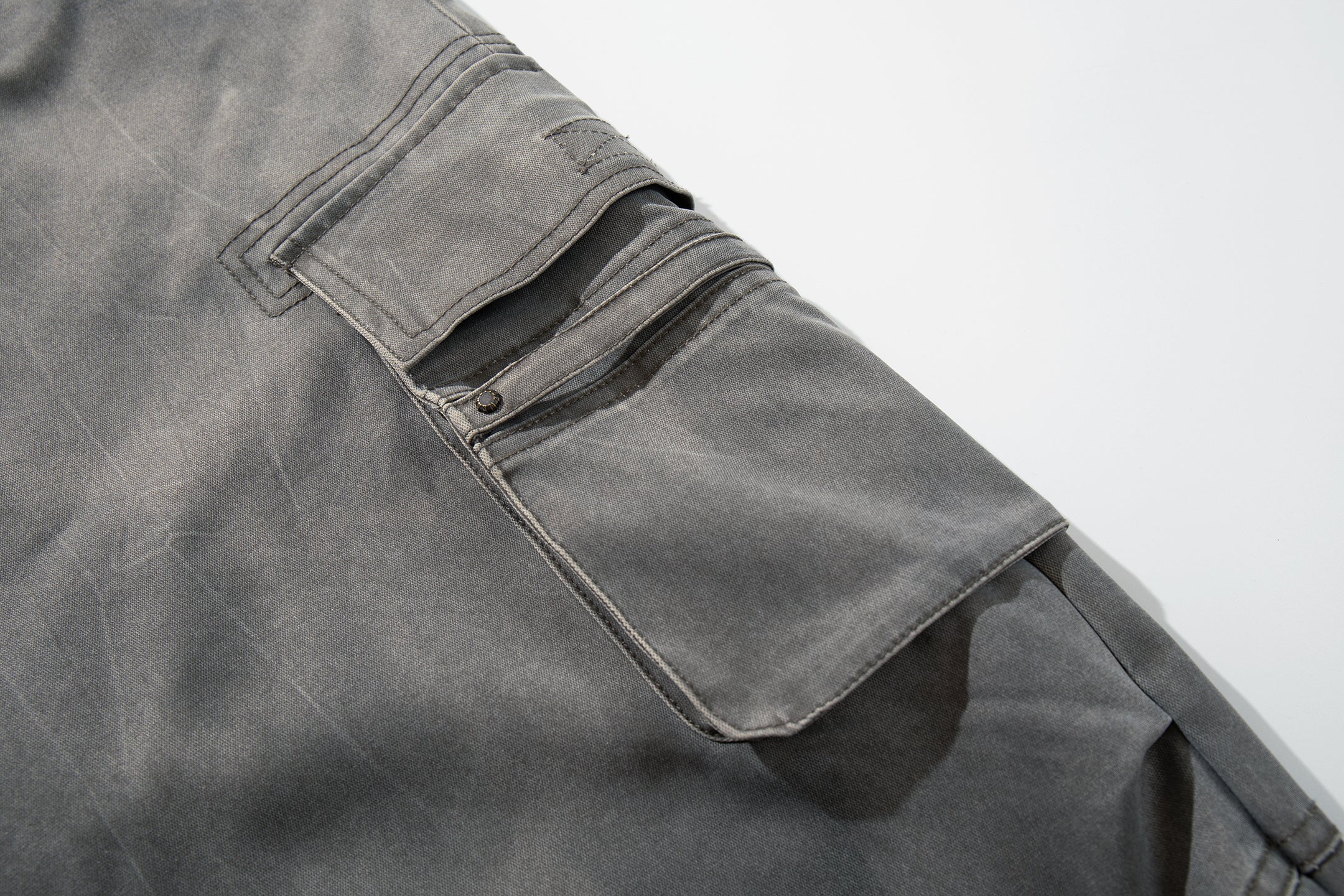 Unisex Vintage Distressed Wrinkled Edgy Denim Jeans