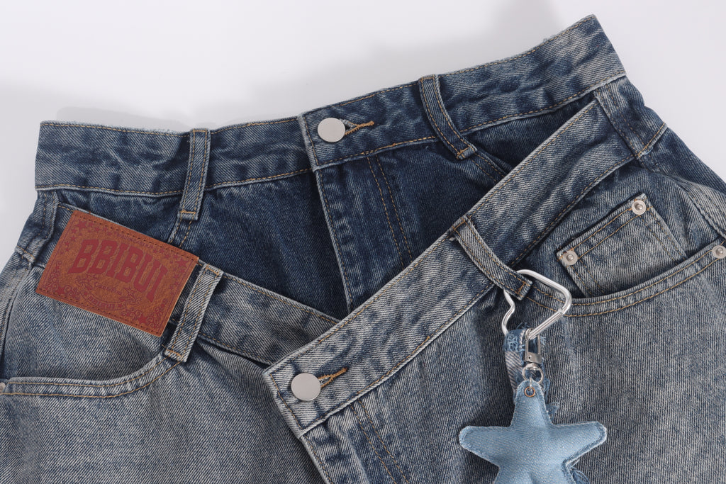 DONOTLOGO Deconstructed Streetwear Aesthetic | Unisex Oversized Baggy Jeans | Vintage Wash with Star Pendant & Frayed Pocket Details