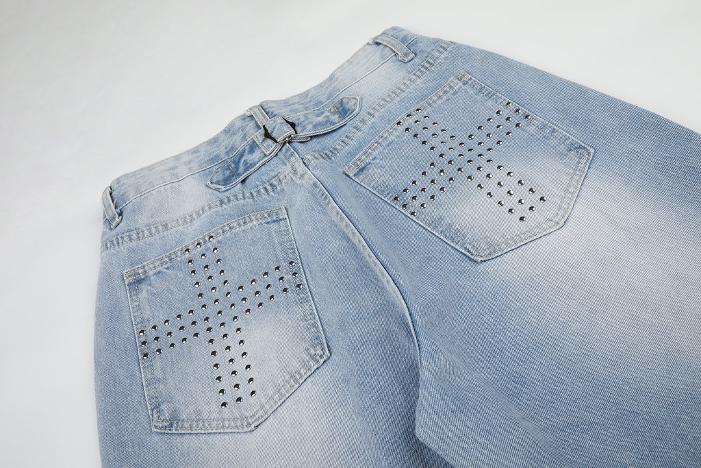 DONOTLOGO Urban Edge Collection | Unisex Relaxed Fit Denim Jeans | Bold Rivet Pocket Detail & Vintage Wash Finish with Classic Cotton Denim Fabric