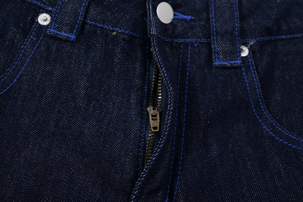 DONOTLOGO Unisex Vintage Denim Shorts | Pigeon & Sun Embroidery | Loose Fit Summer Must-Have