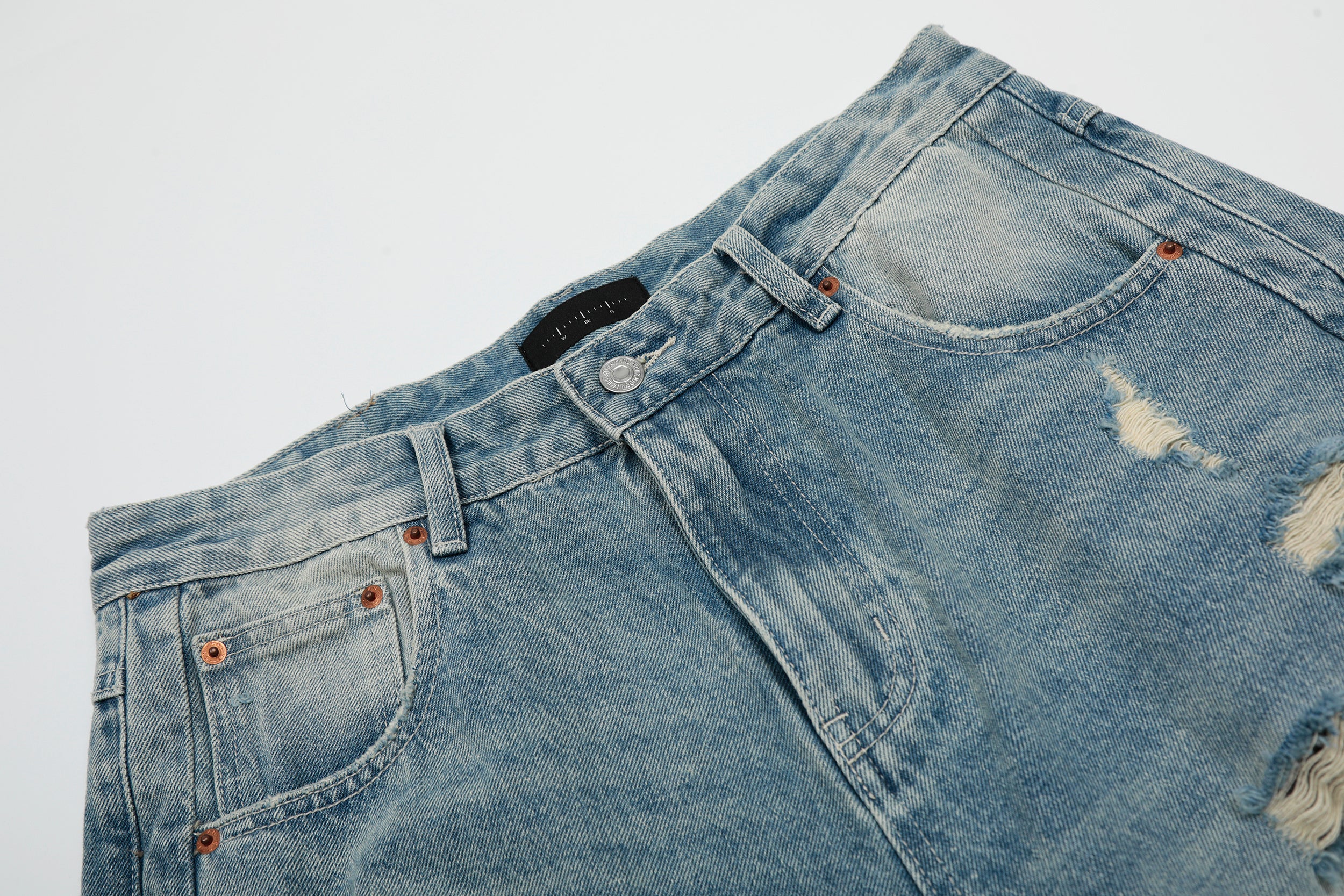 DONOTLOGO Urban Heritage Collection | Unisex Oversized Cropped Denim | Retro Aesthetic High-Rise Wide-Leg Bottoms with Authentic Fade Detail