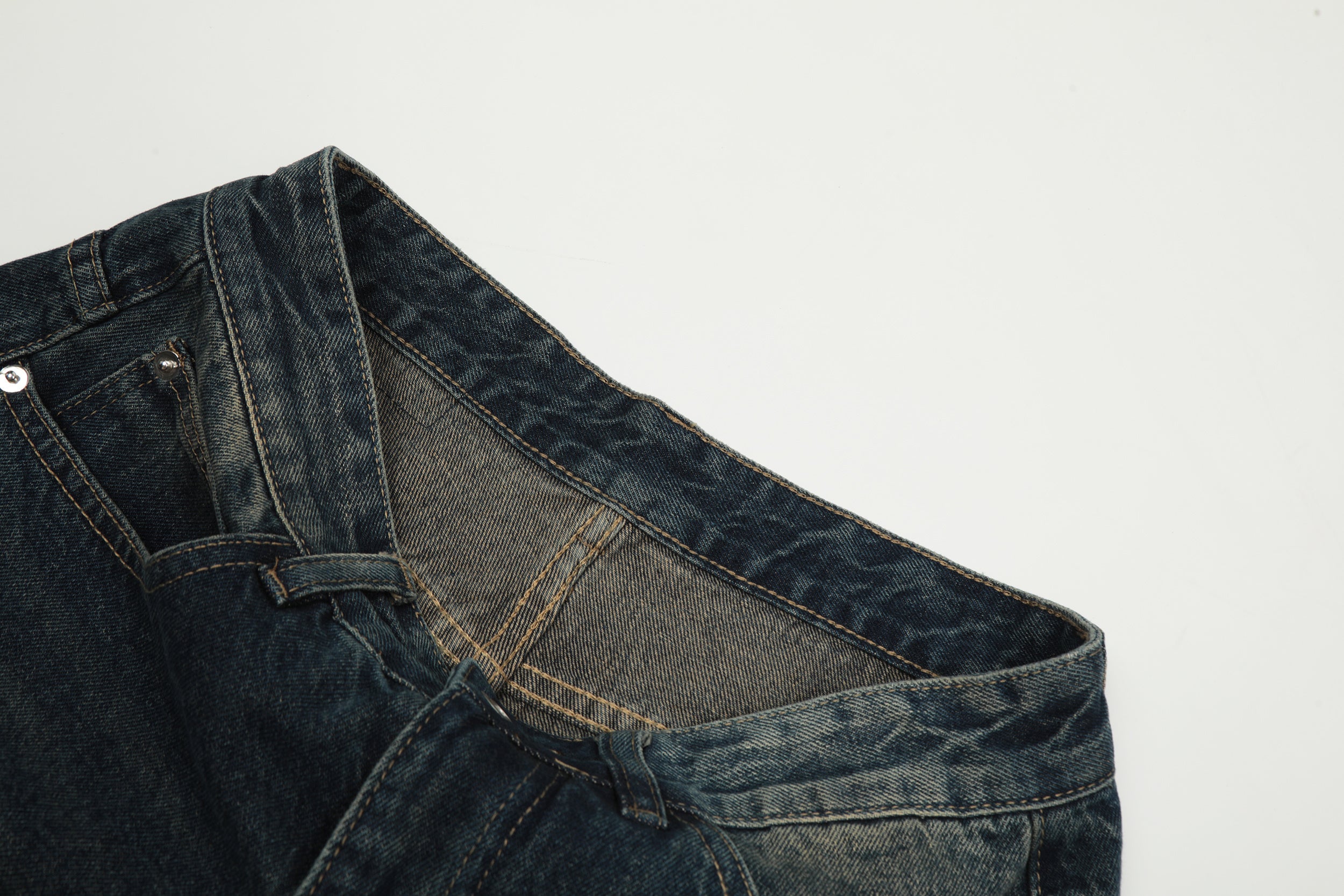 DONOTLOGO Sun-Faded Baggy Denim Jorts - Unisex Vintage Washed Streetwear Shorts - Edgy Oversized Bottom with Raw Hem & Distressed Pockets