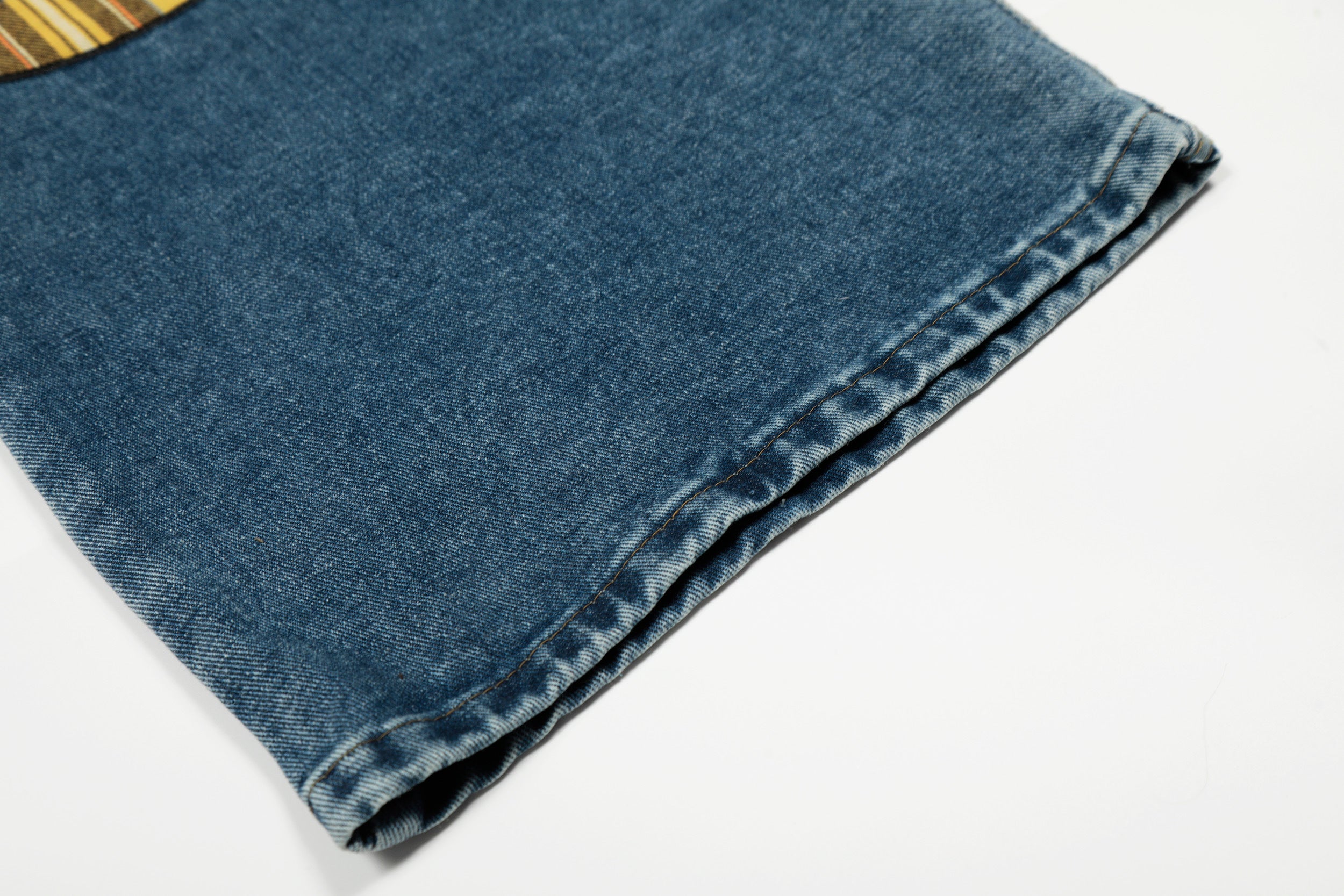 DONOTLOGO ：Urban Streetwear Collection | Unisex Relaxed Silhouette Jeans | Bold Plaid & Number Motif & Soft Denim Fabric