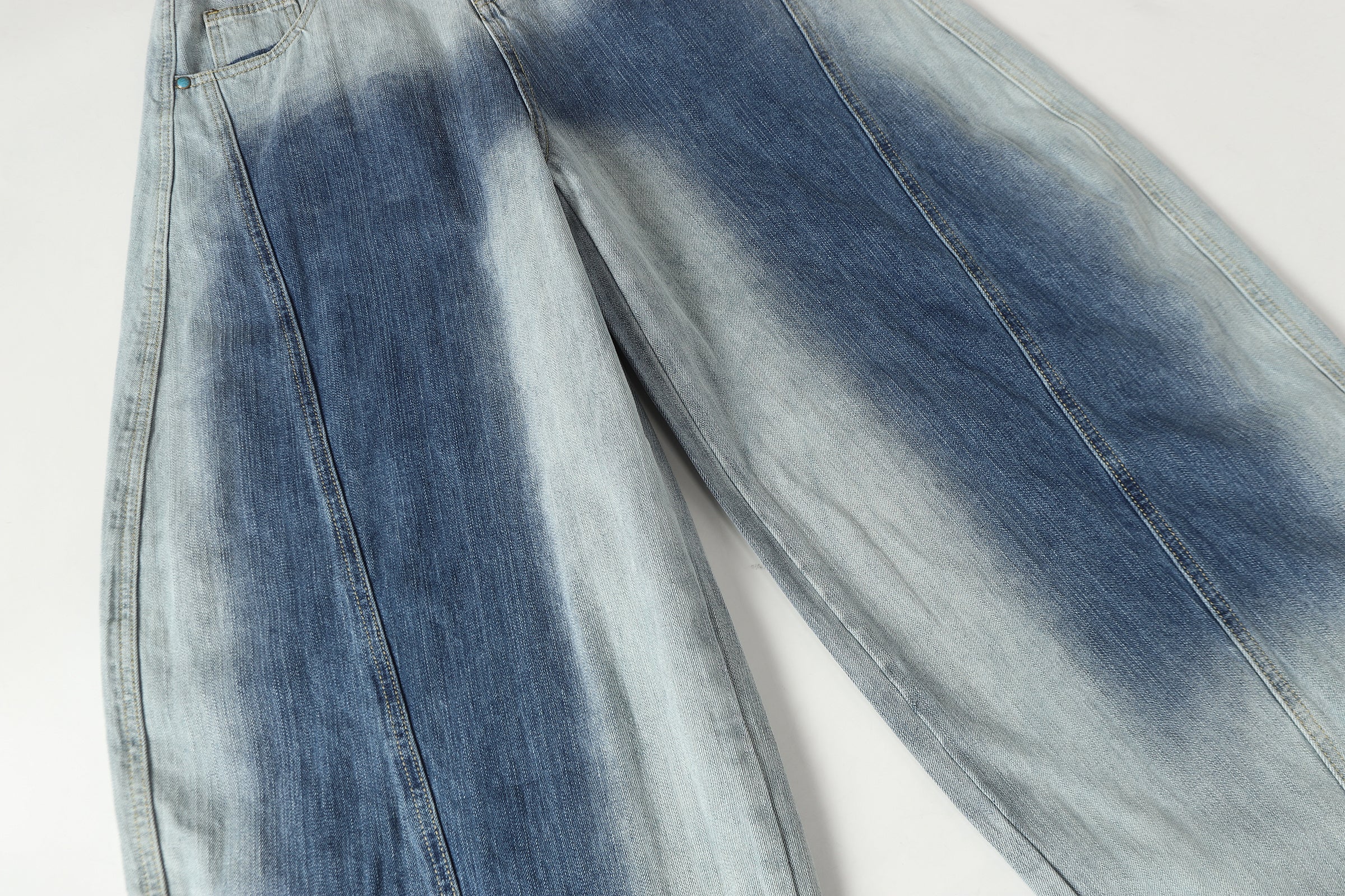 DONOTLOGO Urban Streetwear Collection | Unisex Relaxed Denim Trousers | Bold Ombre Wash Detail & High-Rise Silhouette with Premium Cotton Blend