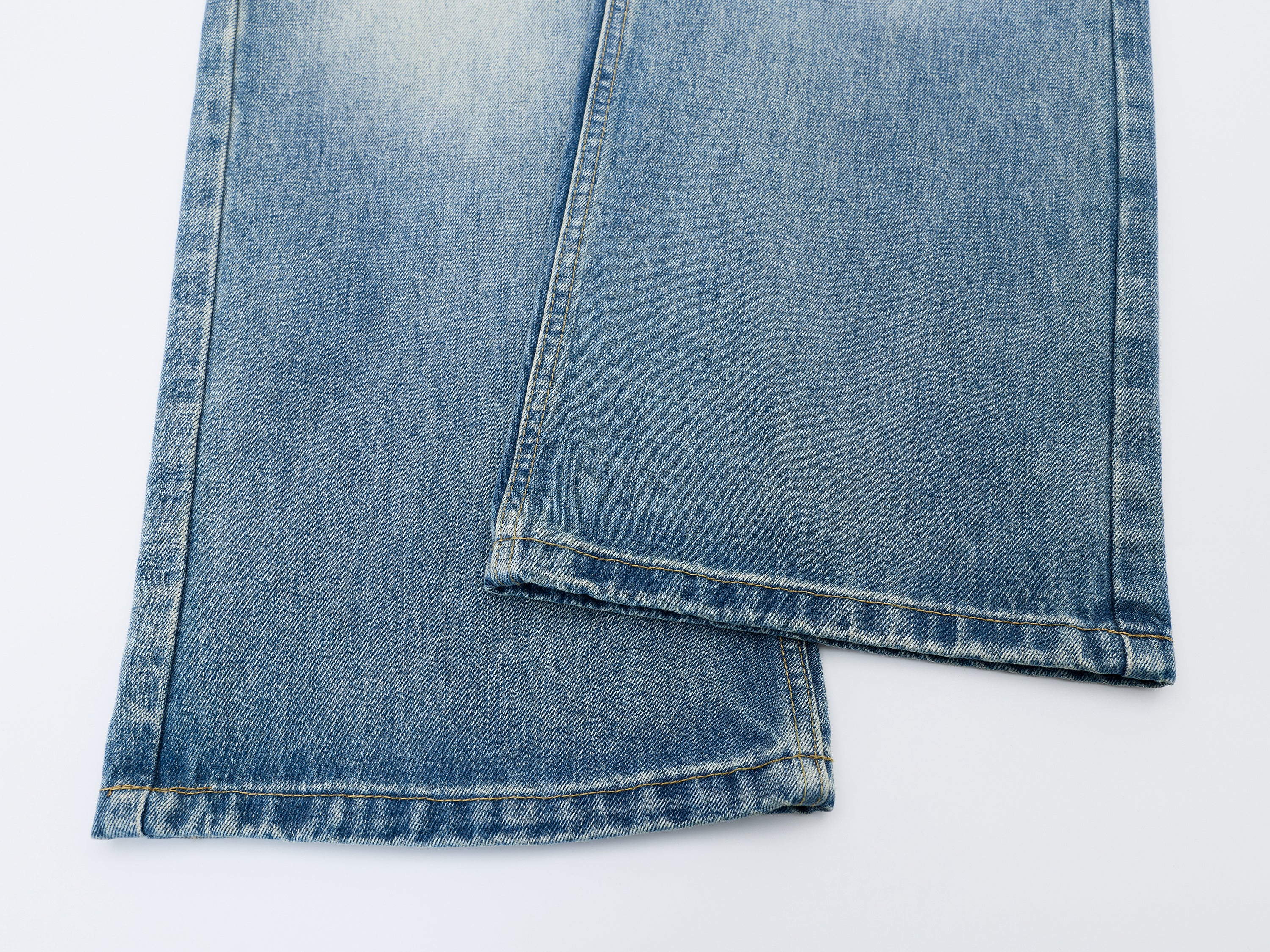 DONOTLOGO Oversized Light Wash Denim Jeans - Unisex Baggy Trousers with Distressed Whisker Effect - Edgy Streetwear Bottom with Wide Leg Silhouette & Raw Hem