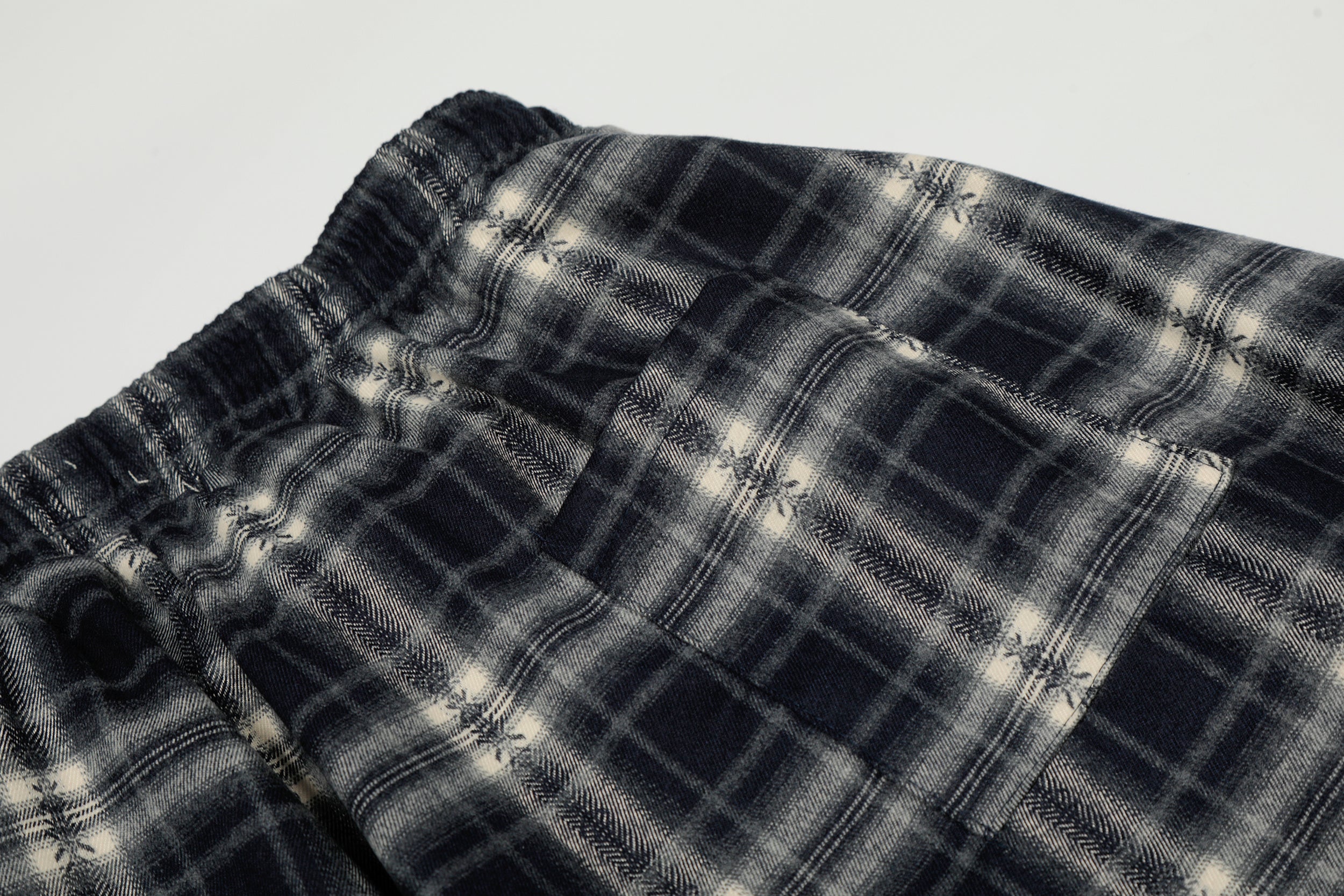 DONOTLOGO Urban Streetwear Collection | Unisex Relaxed Silhouette Plaid Pants | Bold Checkered Motif & Soft Cotton Knit Fabric
