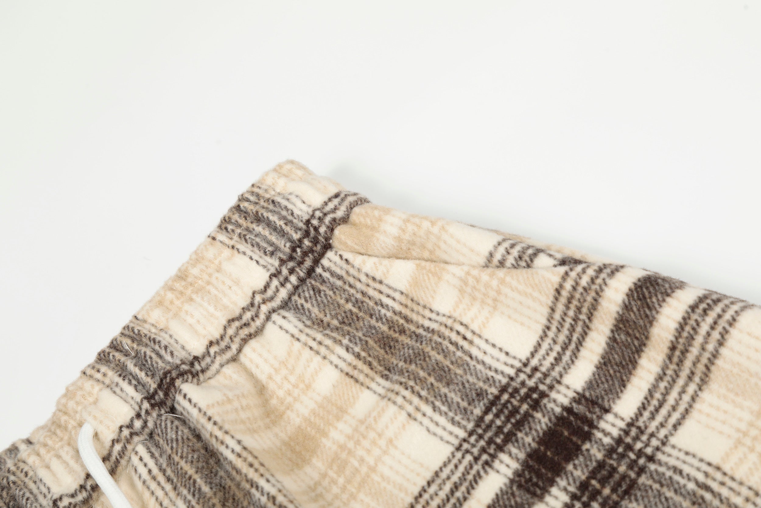 DONOTLOGO Unisex Vintage Plaid Wide-Leg Pants | Curved Fit, Drawstring Waist | Embroidered Detail | Casual Streetwear Must-Have