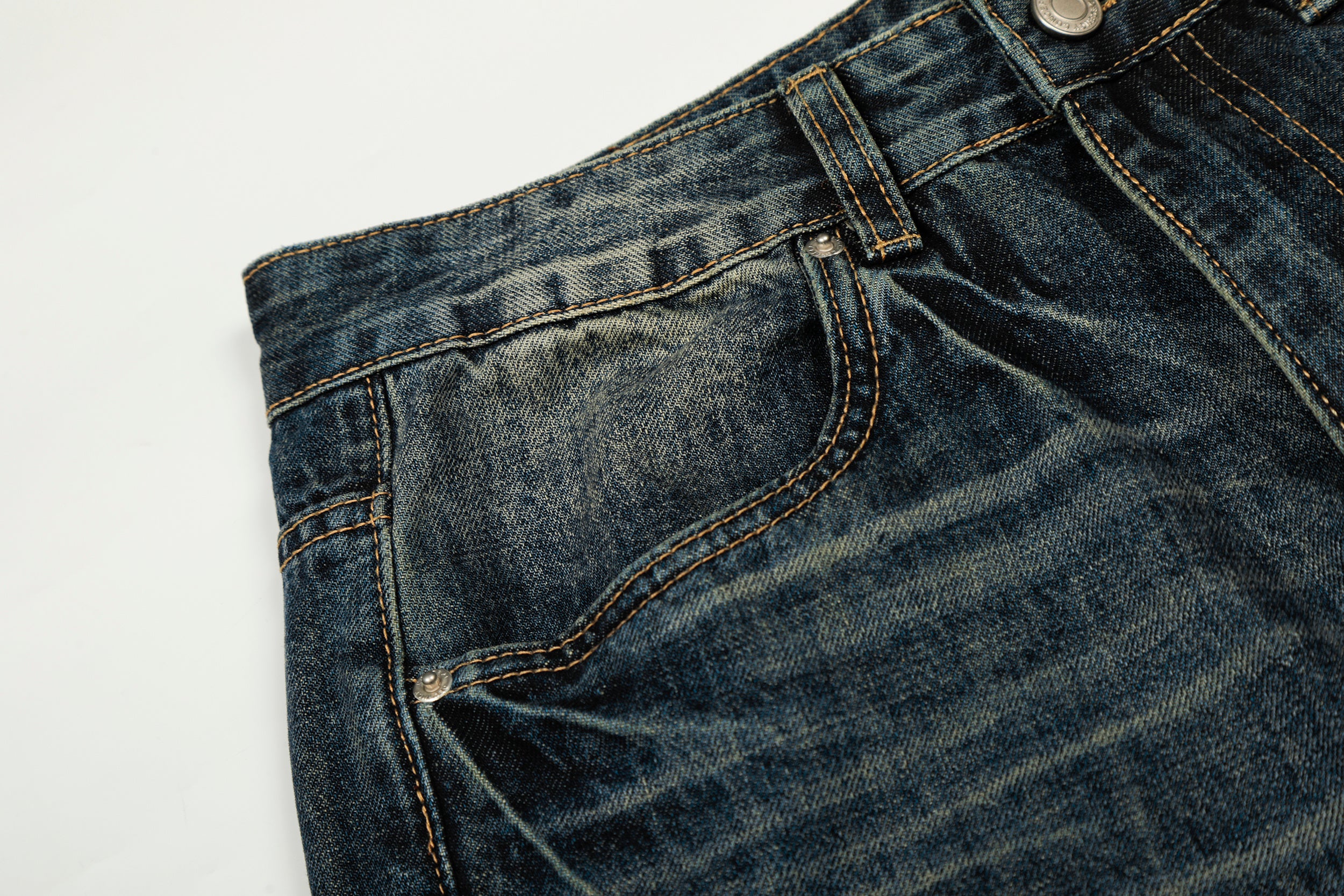 DONOTLOGO Urban Heritage Collection | Unisex Oversized Cat Whisker Denim | Retro Aesthetic High-Rise Wide-Leg Bottoms with Authentic Fade Detail