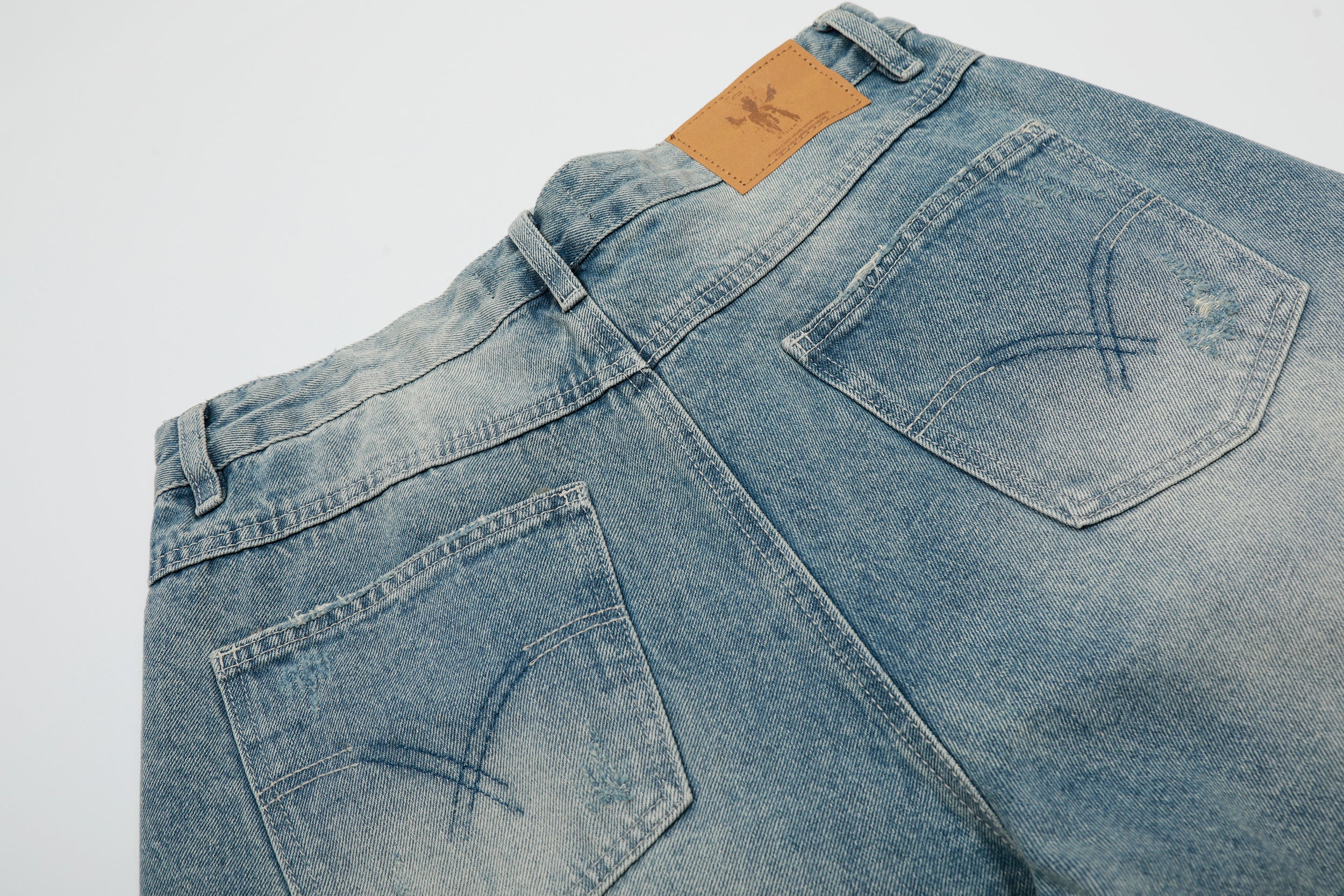 DONOTLOGO Urban Heritage Collection | Unisex Oversized Cropped Denim | Retro Aesthetic High-Rise Wide-Leg Bottoms with Authentic Fade Detail