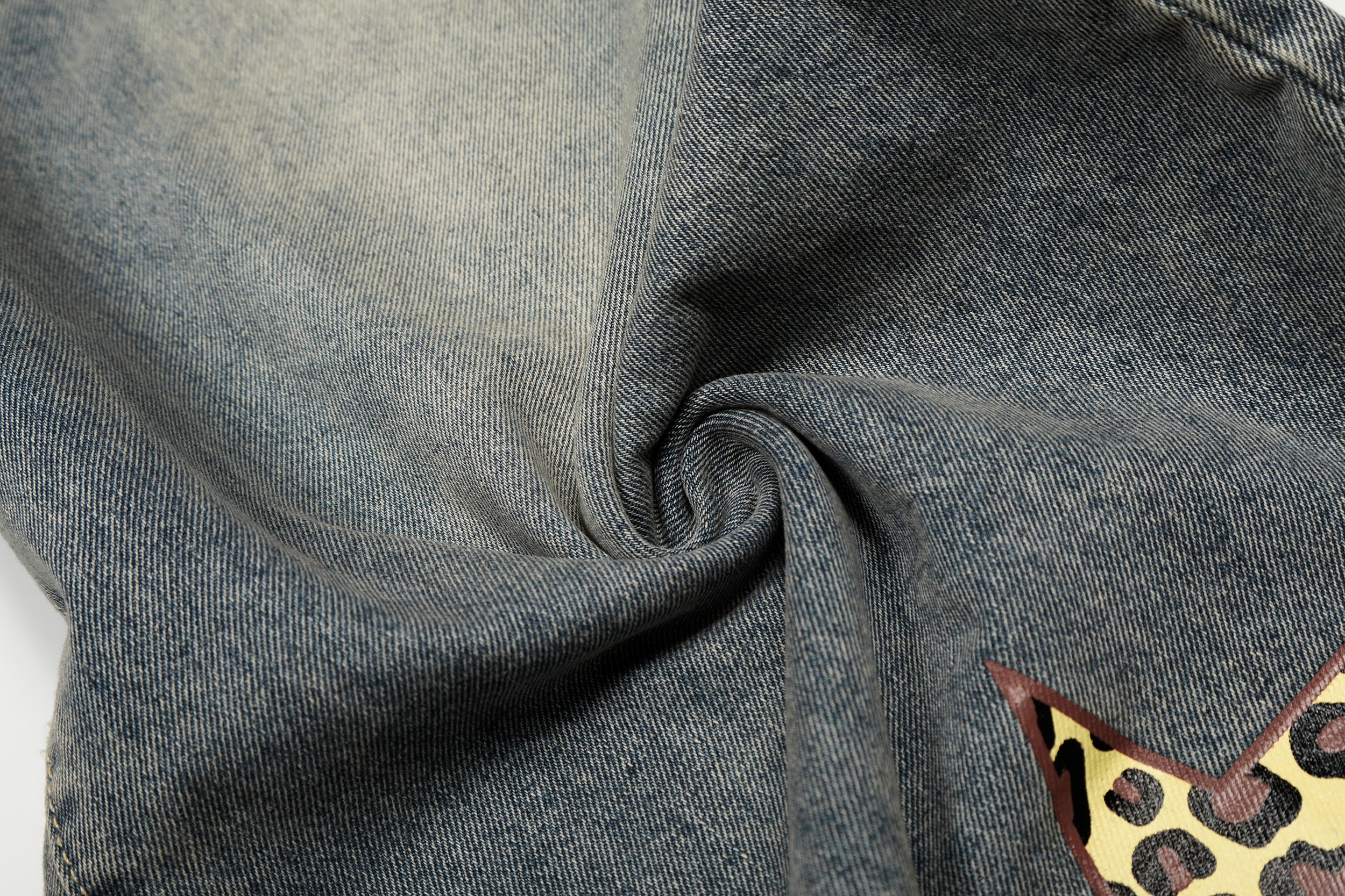 DONOTLOGO Urban Streetwear Collection | Unisex Relaxed Silhouette Jeans | Bold Leopard Star Motif & Soft Denim Fabric