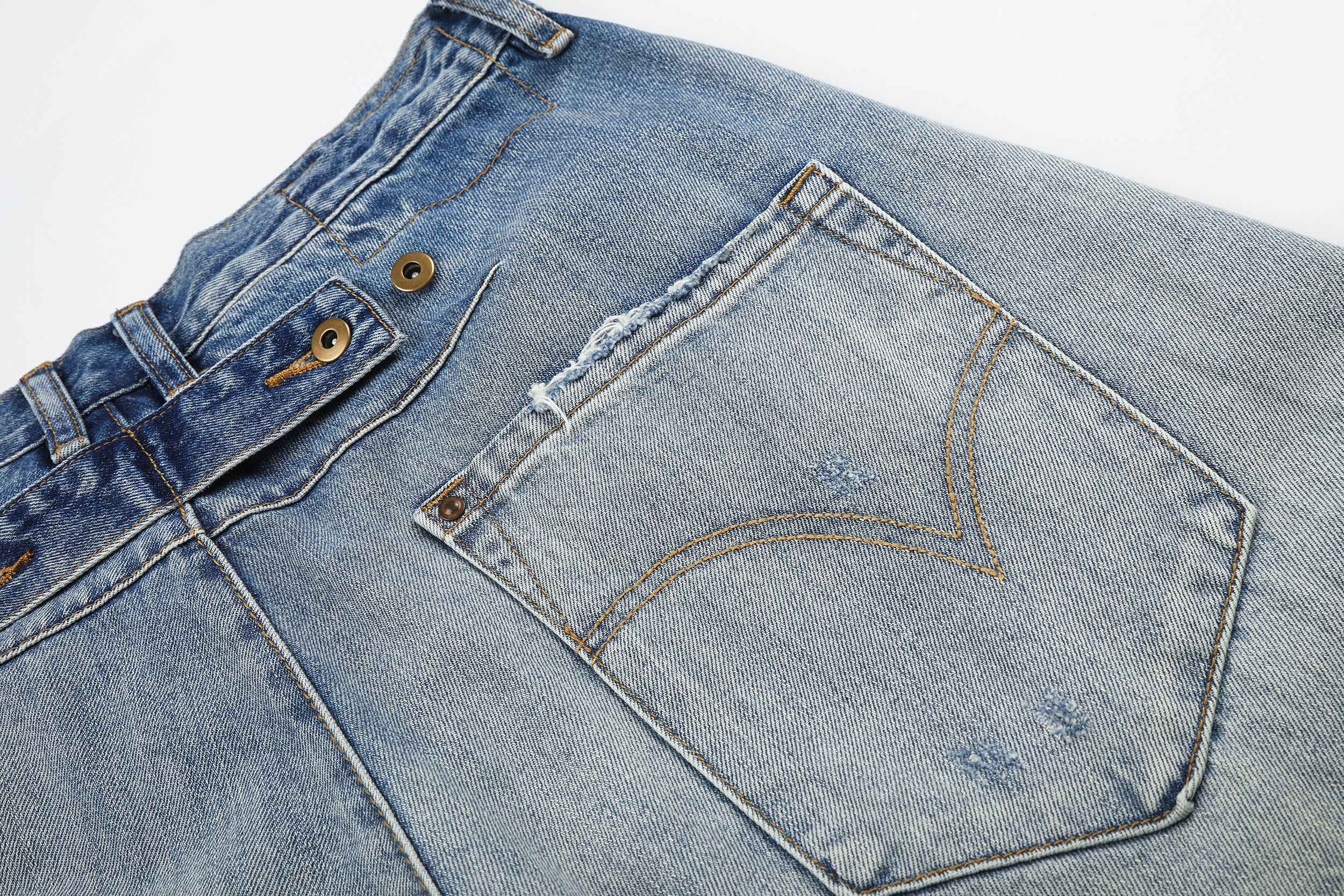 DONOTLOGO Urban Heritage Collection | Unisex Oversized Cropped Denim | Retro Aesthetic High-Rise Wide-Leg Bottoms with Authentic Fade Detail