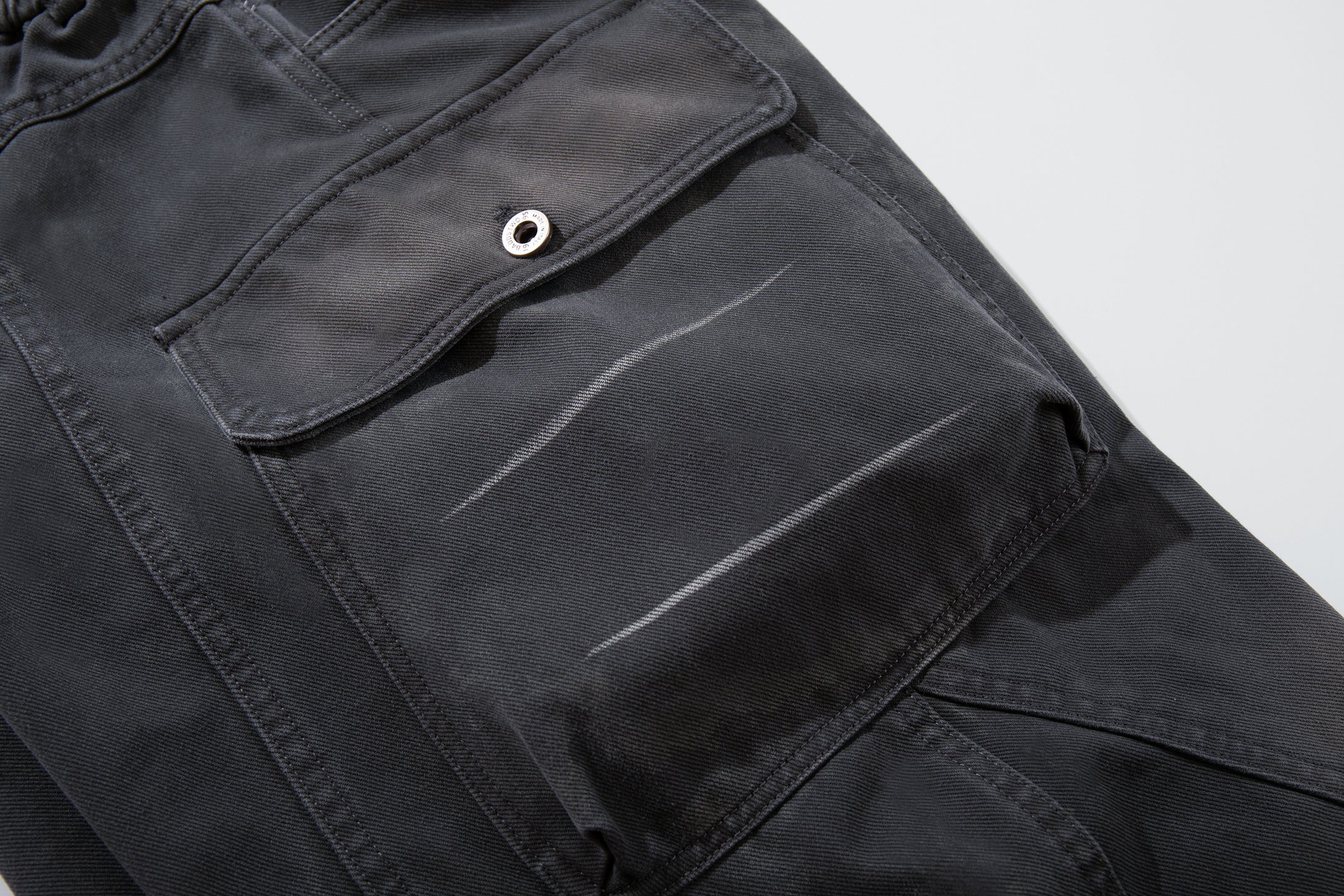 Unisex Vintage Curved-Leg Jeans