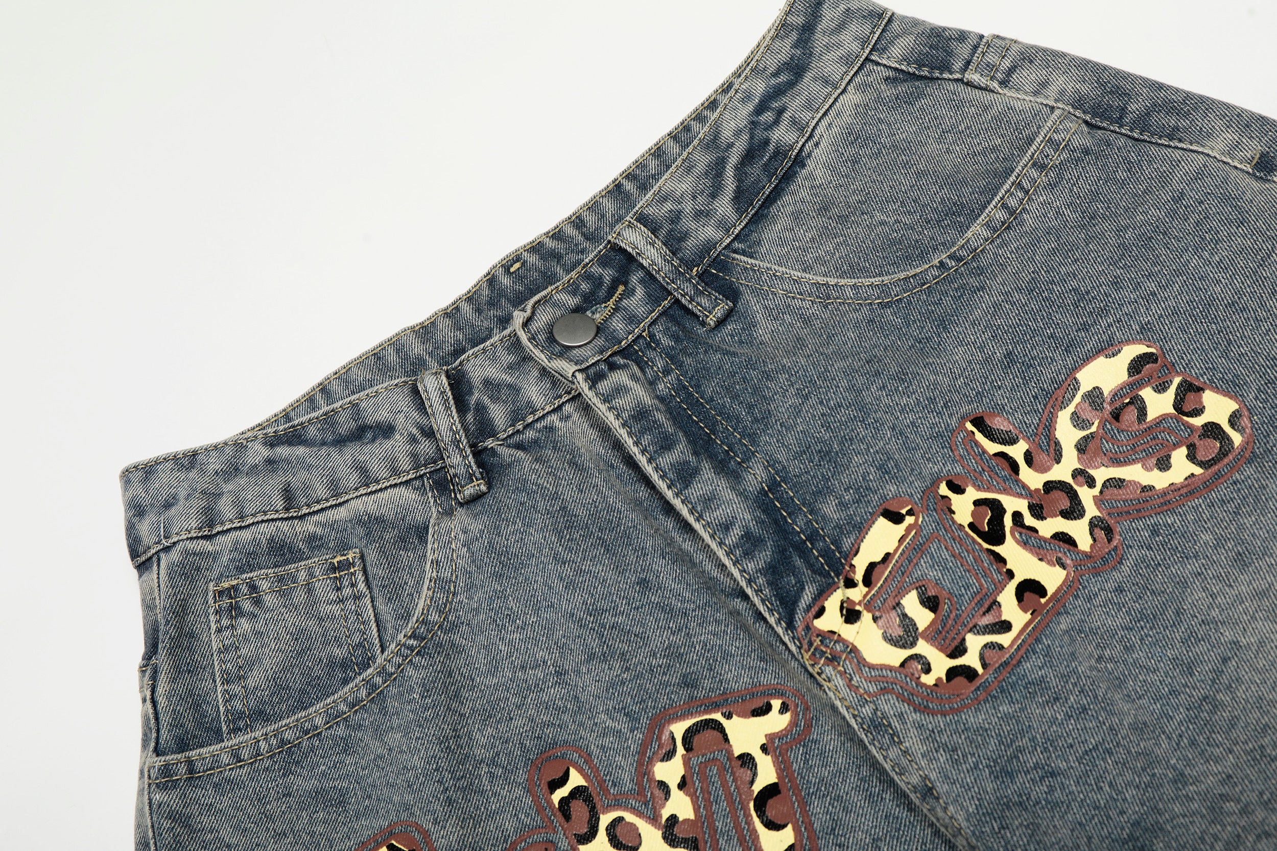 DONOTLOGO Urban Streetwear Collection | Unisex Relaxed Silhouette Jeans | Bold Leopard Star Motif & Soft Denim Fabric